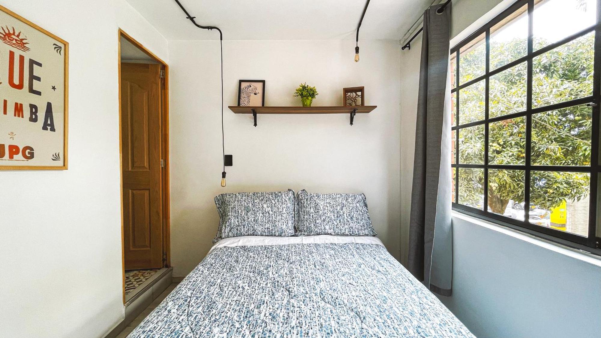Hostal Adn Algo De Nosotros *