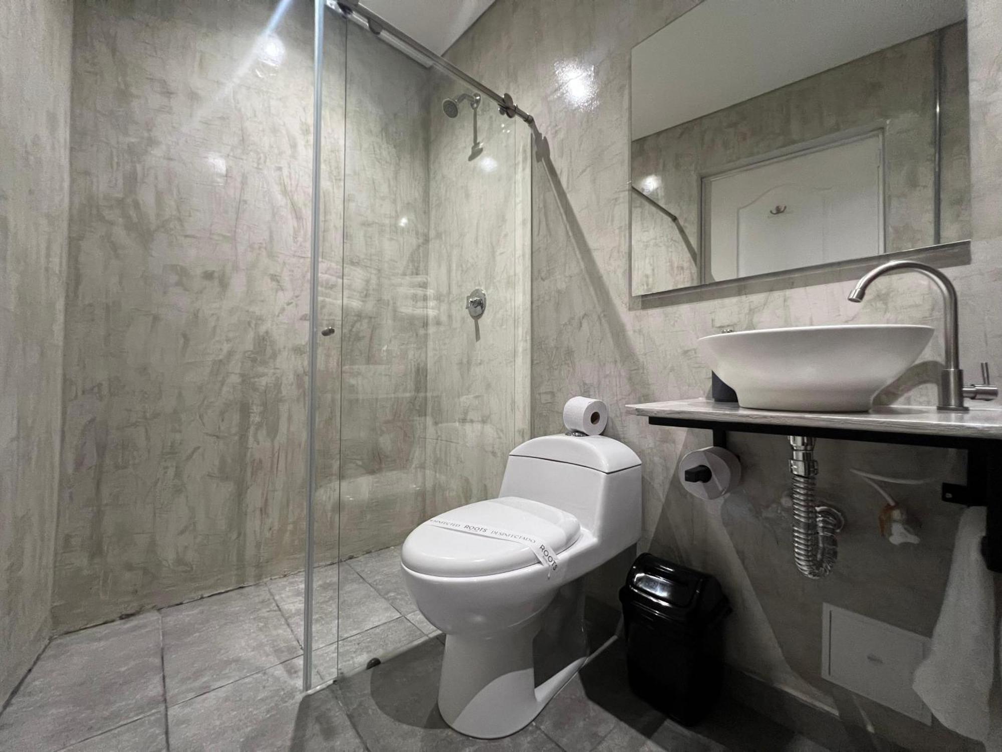 Apartamento Hospedaje Economico En Medellin! Lau3