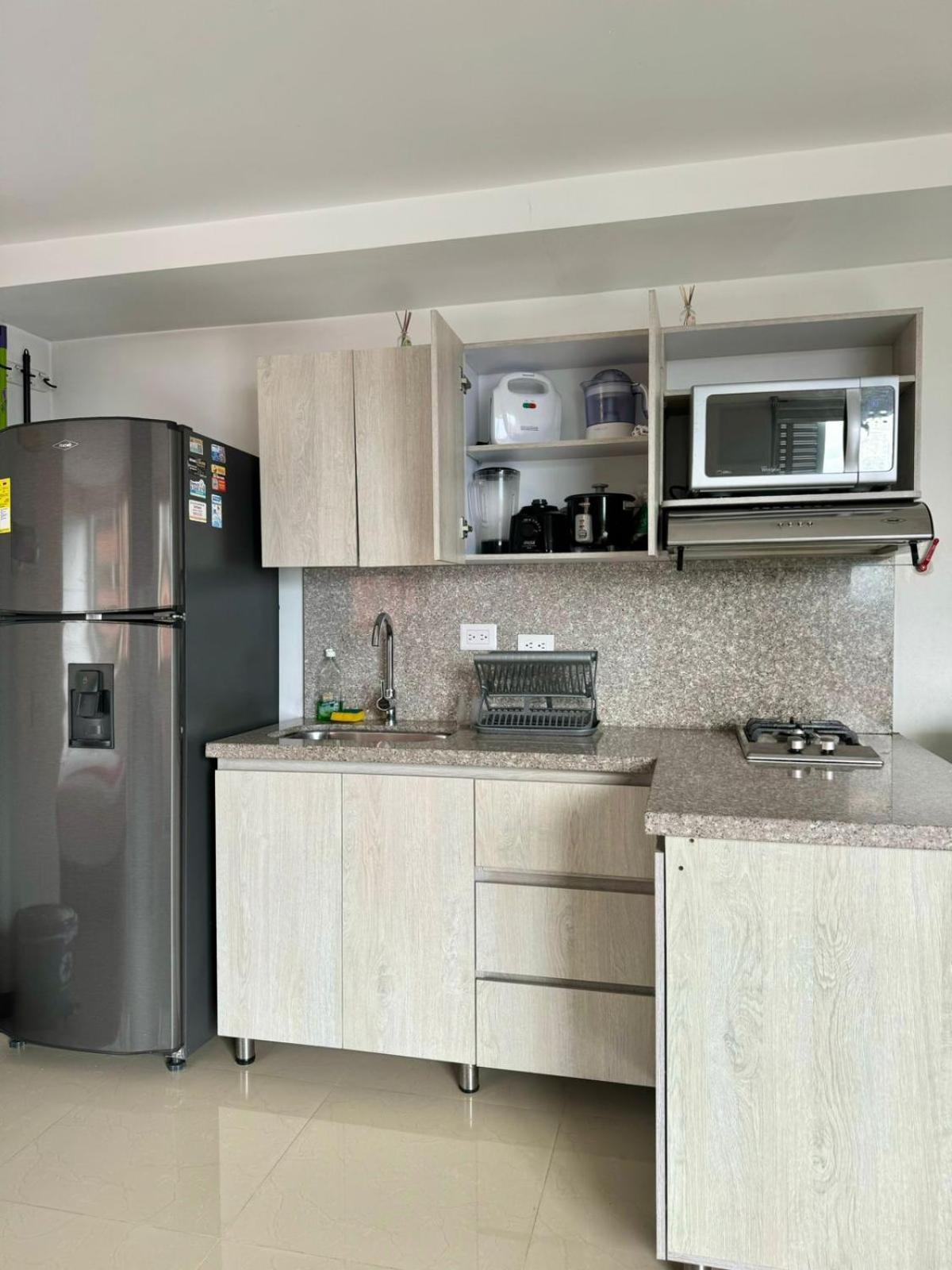 Lovely Private Apto In Poblado Apartamento *