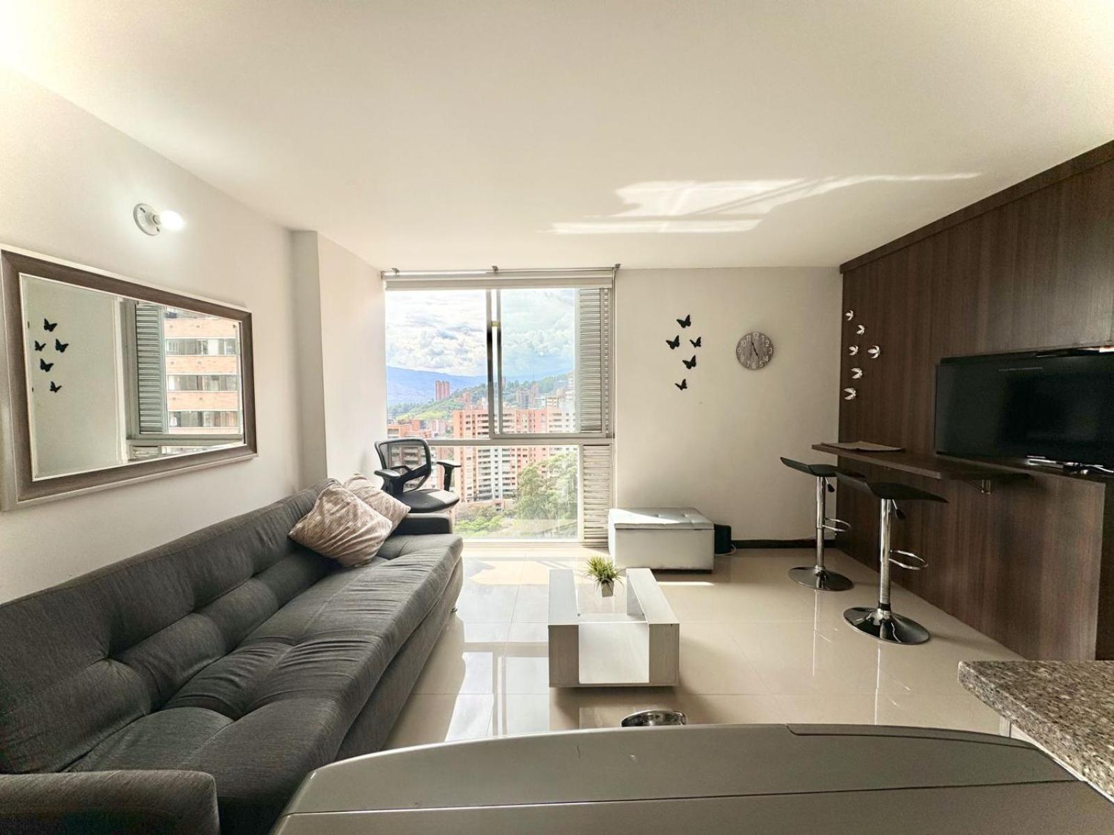 Lovely Private Apto In Poblado Medellín