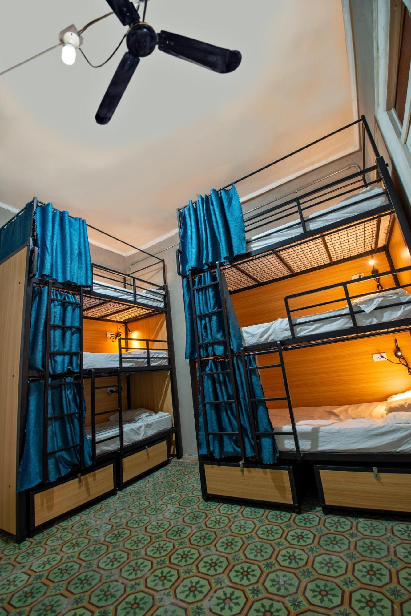 Joseph El Paisa Hostal Medellín