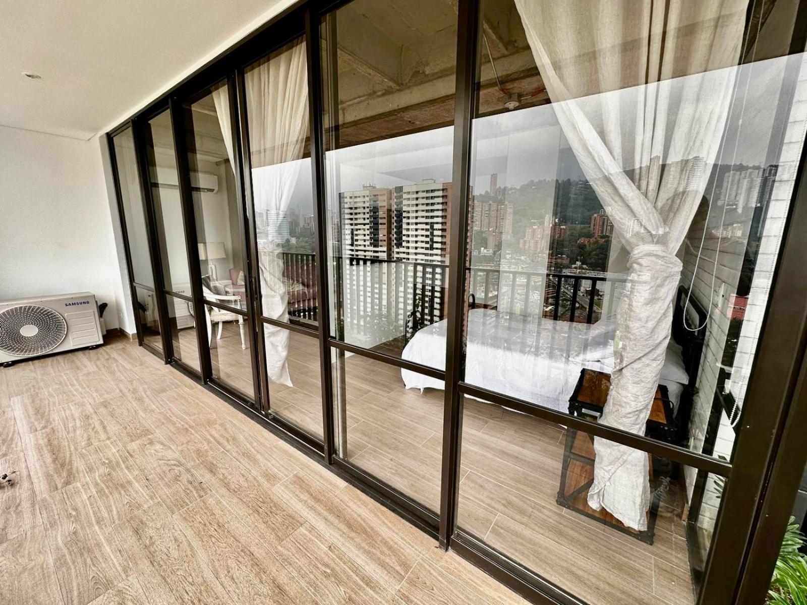 Industrial Loft With Beautiful View * Medellín