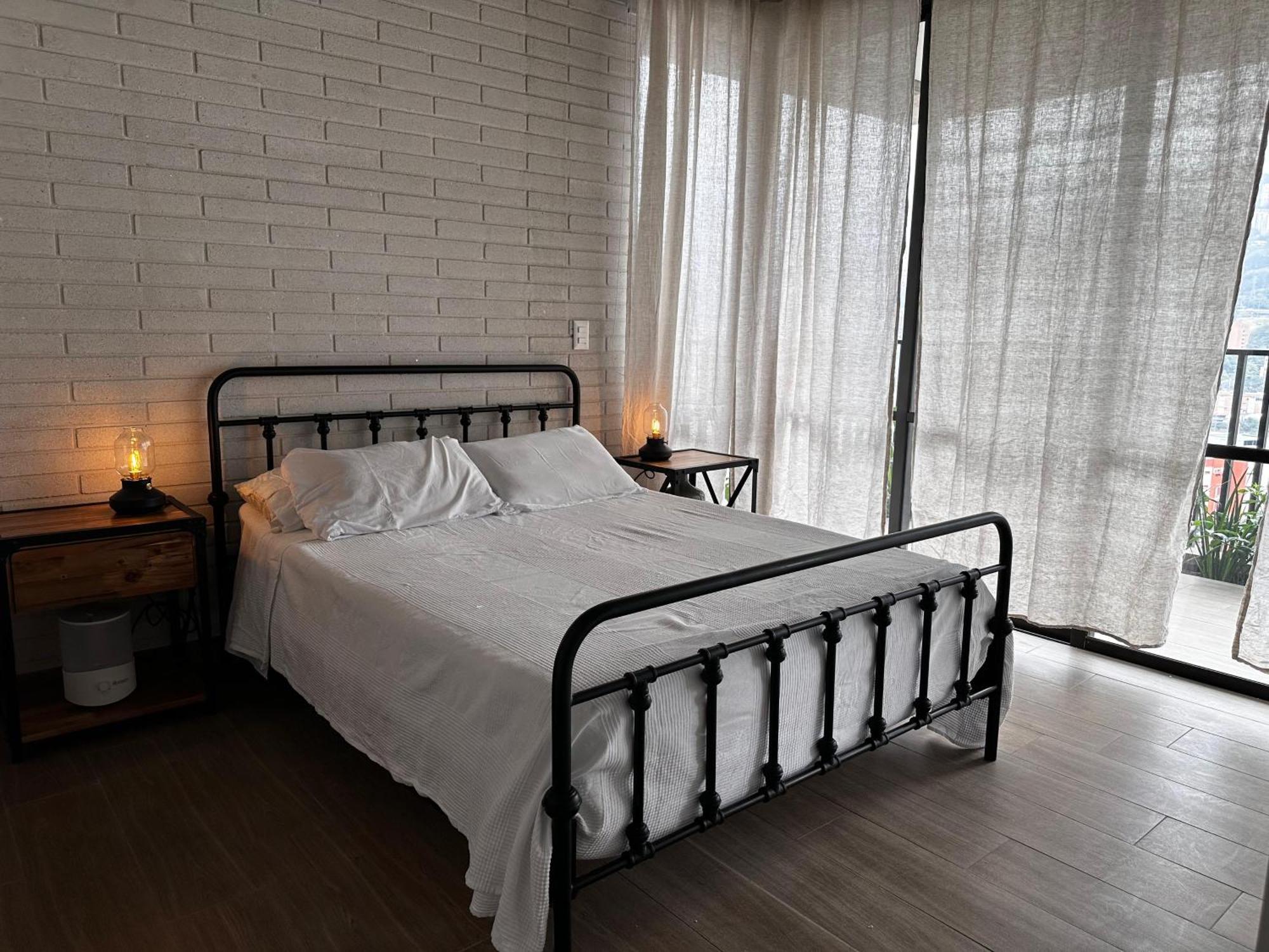 Industrial Loft With Beautiful View Medellín