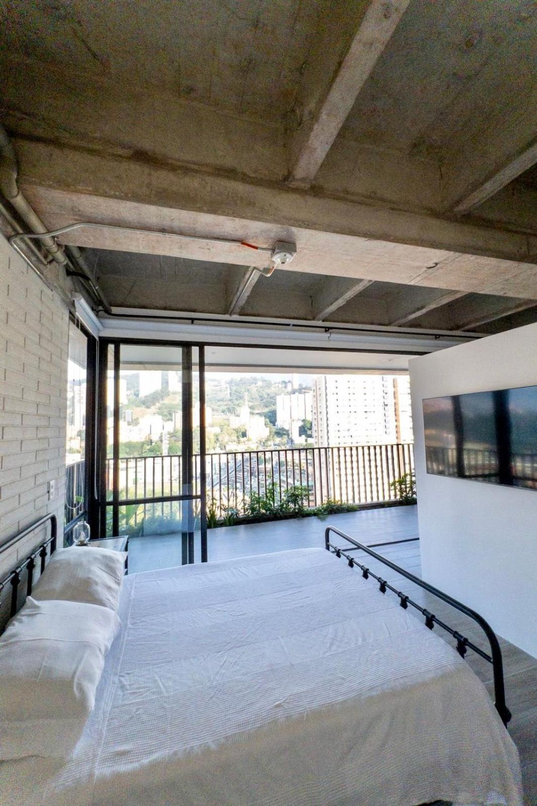 Industrial Loft With Beautiful View Apartamento