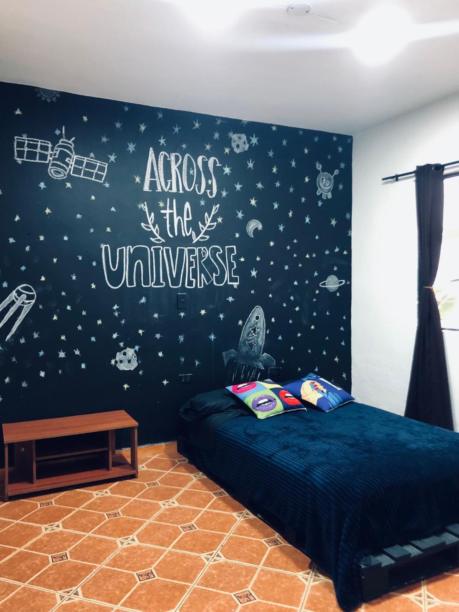 Guest house Casa Egos Pop Laureles Medellin