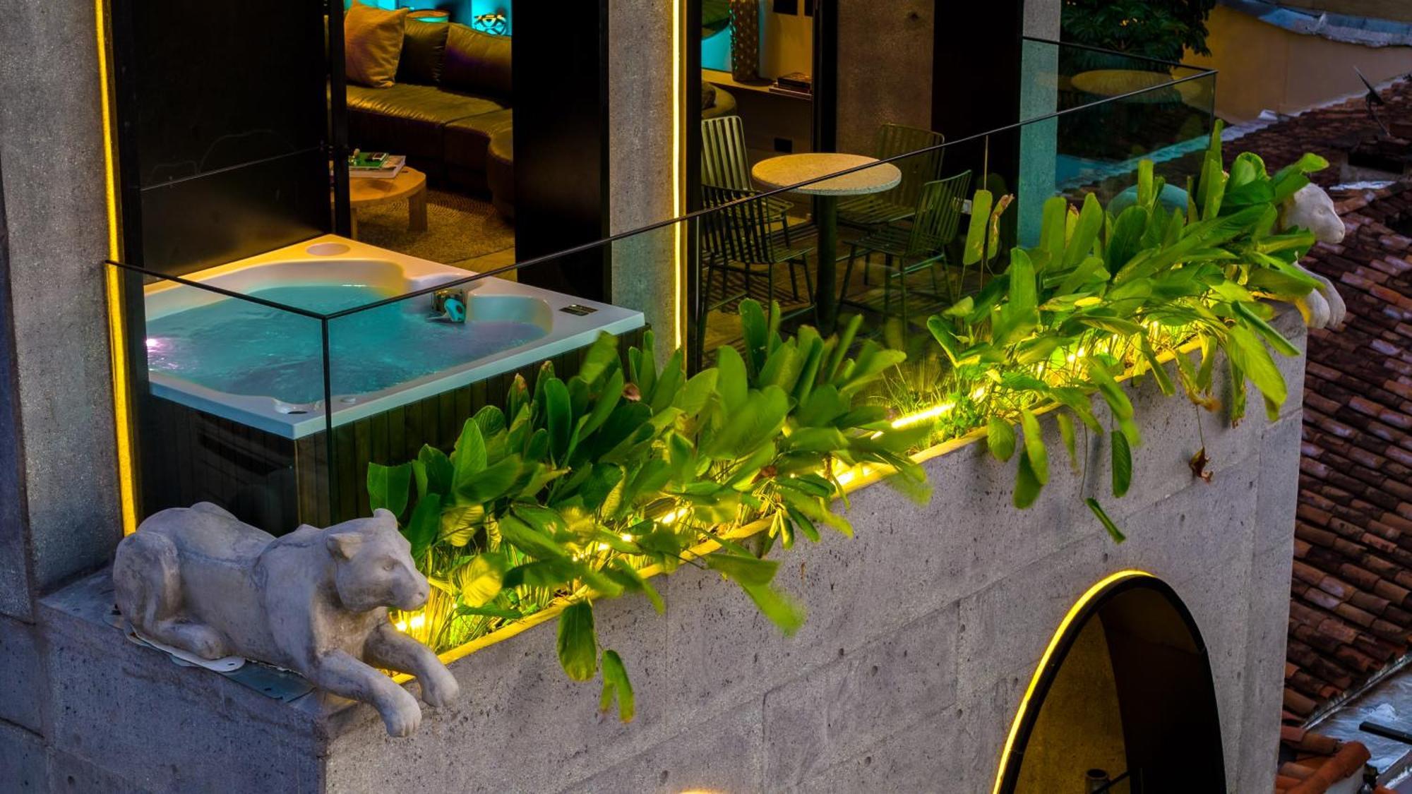 Primavera Luxury Hotel