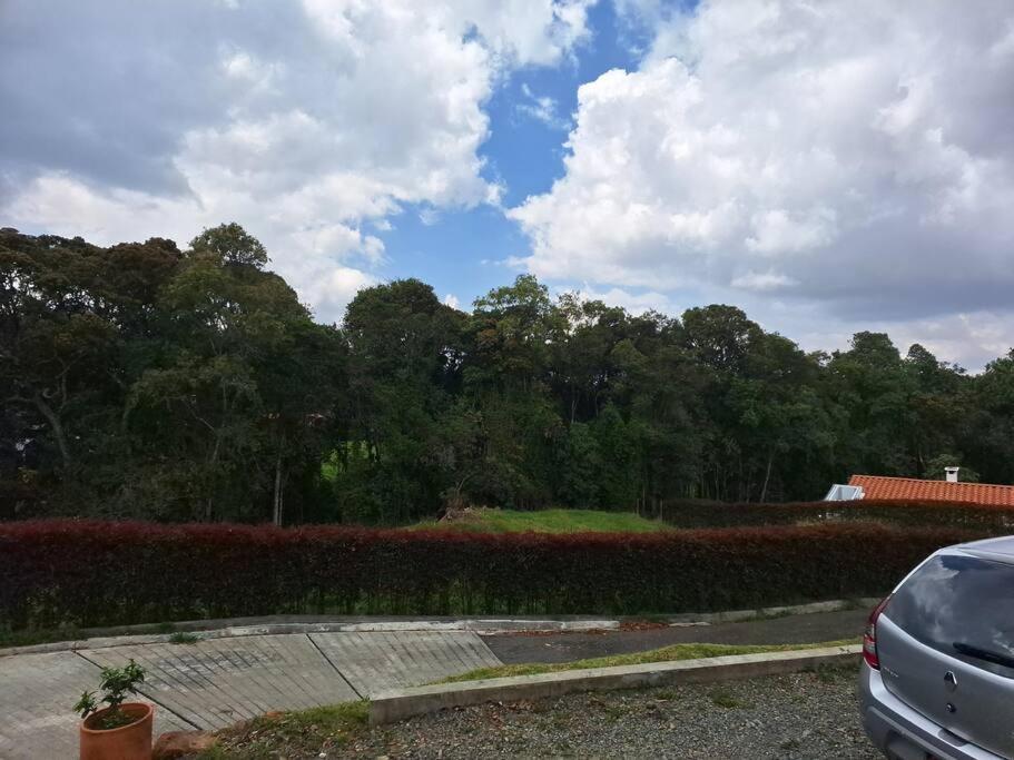 Casa San Miguel Santa Elena * Medellín