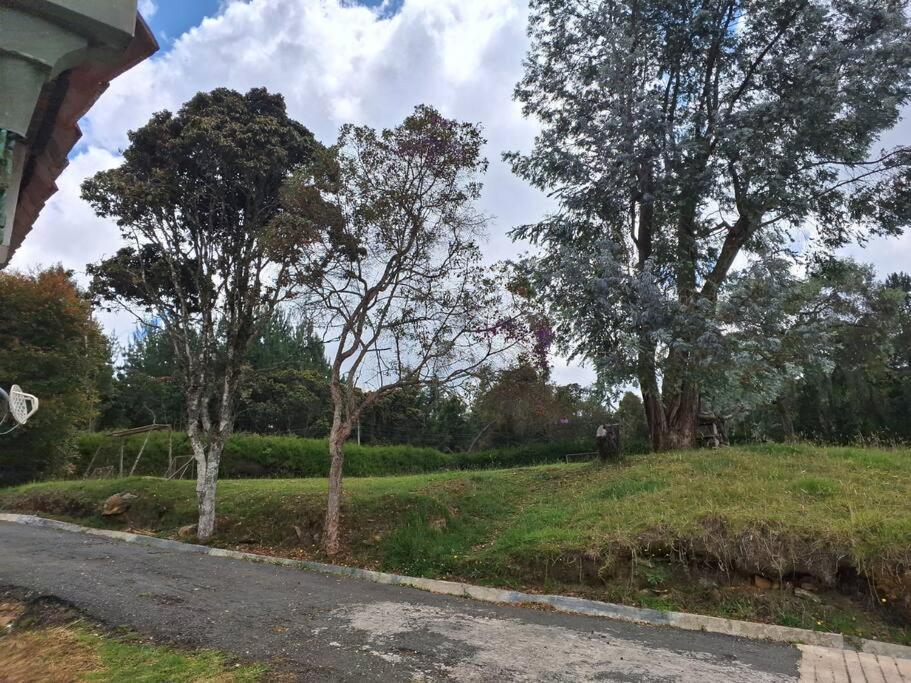 Casa San Miguel Santa Elena Сasa de vacaciones Medellín