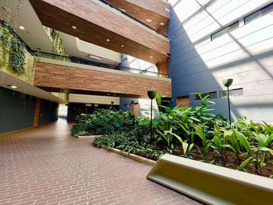 Outstanding And Wide With Work Station * Medellín