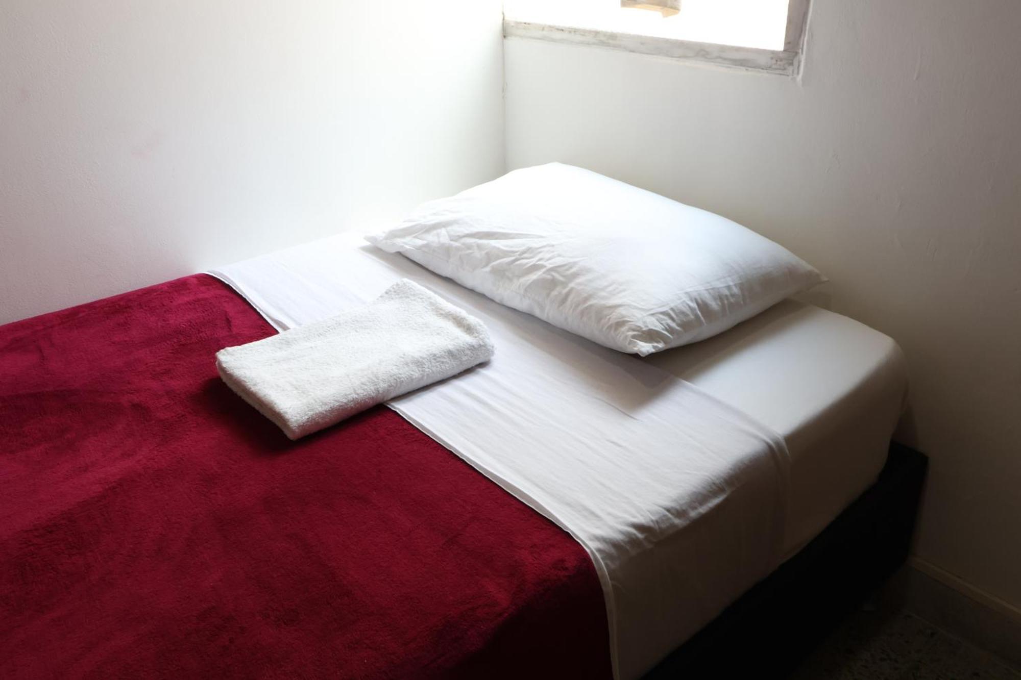 Living Poblado Manila 301 E Doble