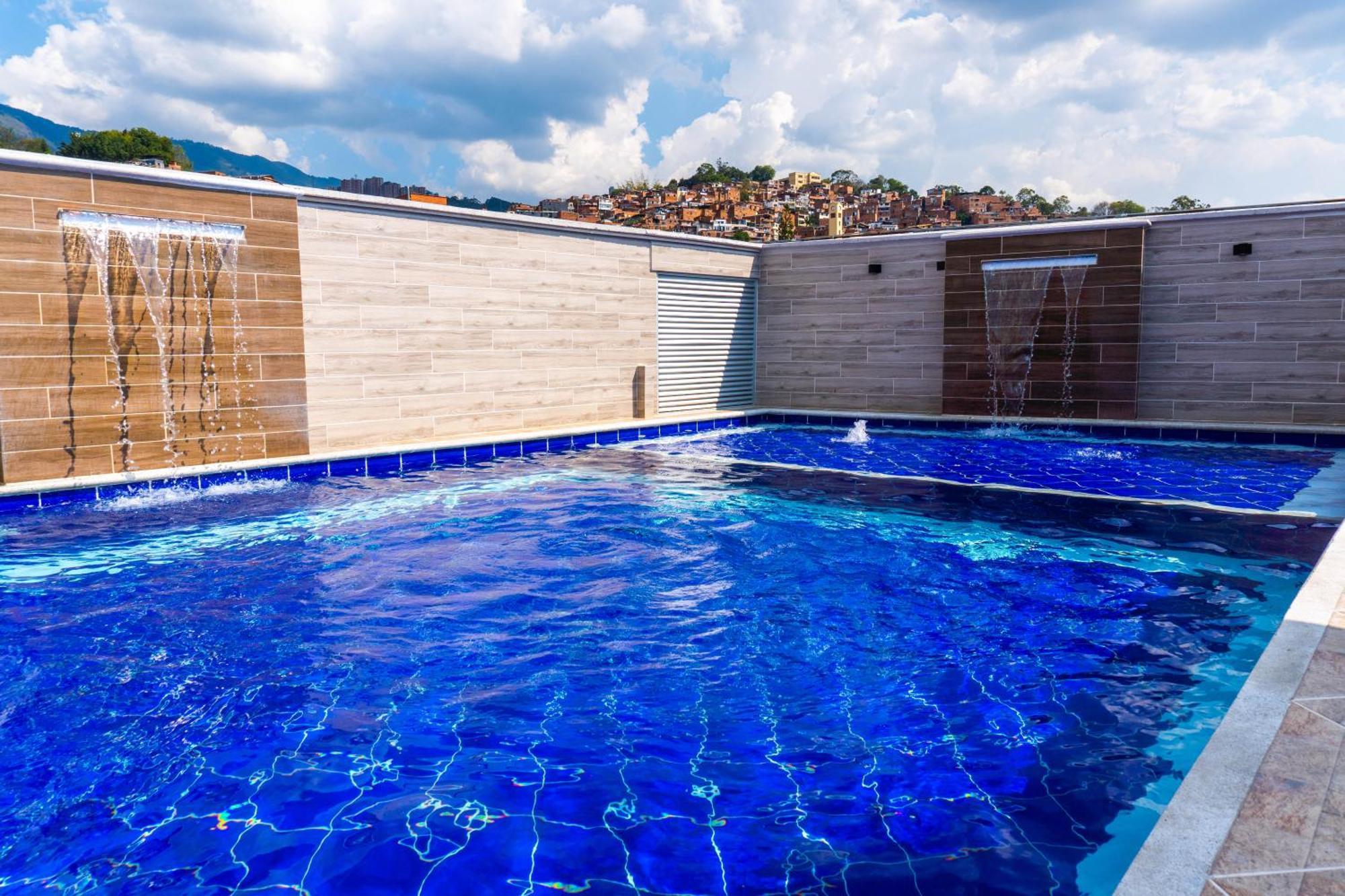 California Medellín