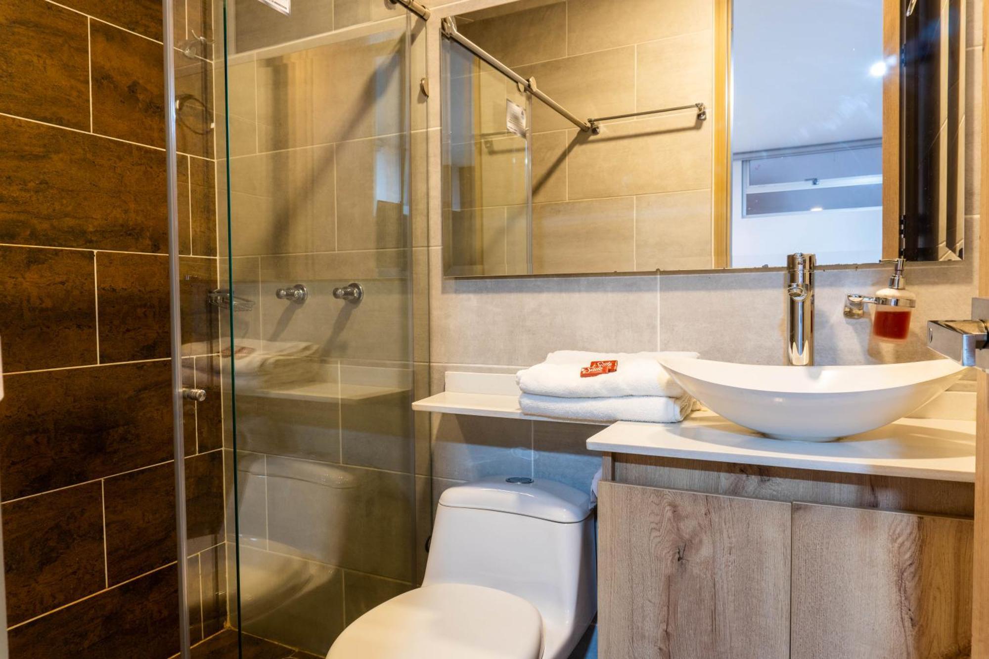 California Hotel 4*