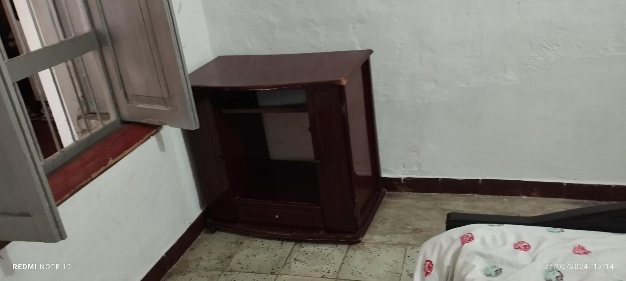 Arriendo Por 1 Ano Completo Fijo Habitacion A Persona Sola En El Barrio El Salvador Homestay *