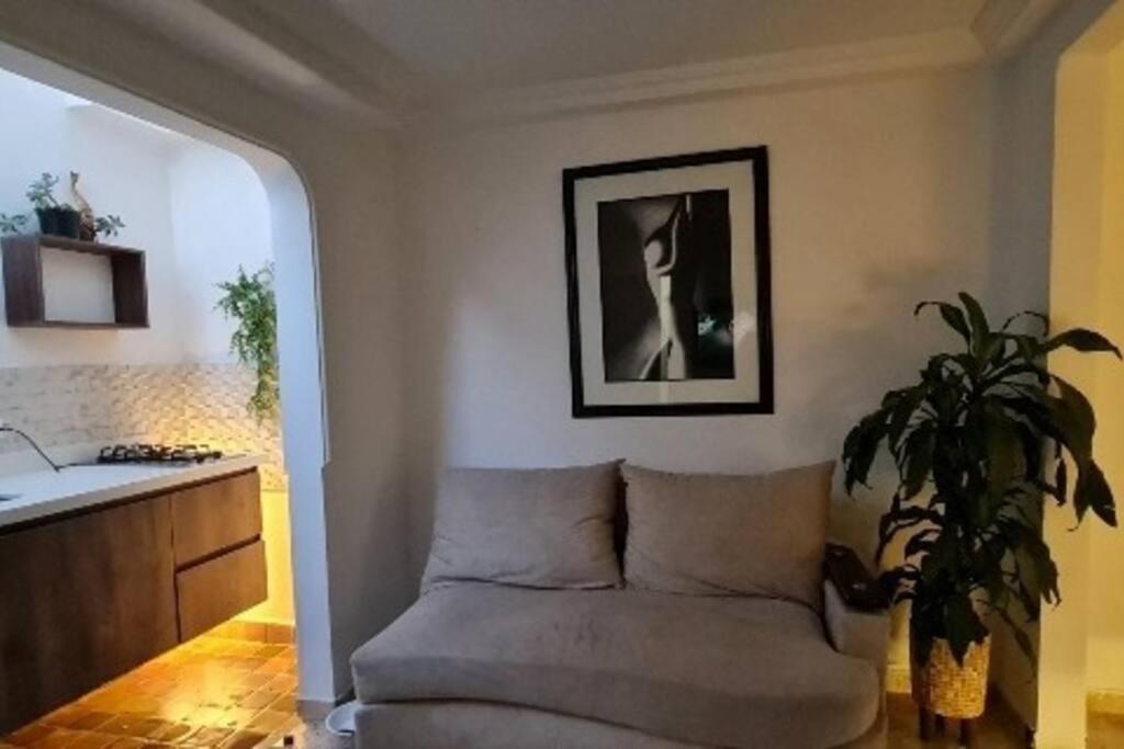 Apartamento Aparta-estudio Cerca Estacion Metro Poblado