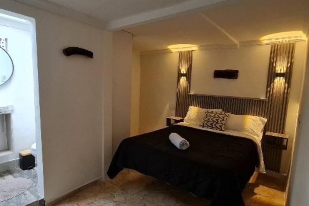 Aparta-estudio Cerca Estacion Metro Poblado Apartamento Medellín
