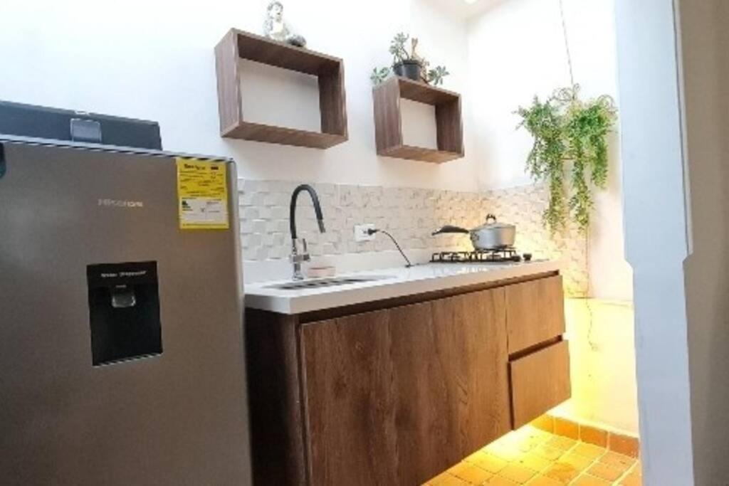Apartamento Aparta-estudio Cerca Estacion Metro Poblado
