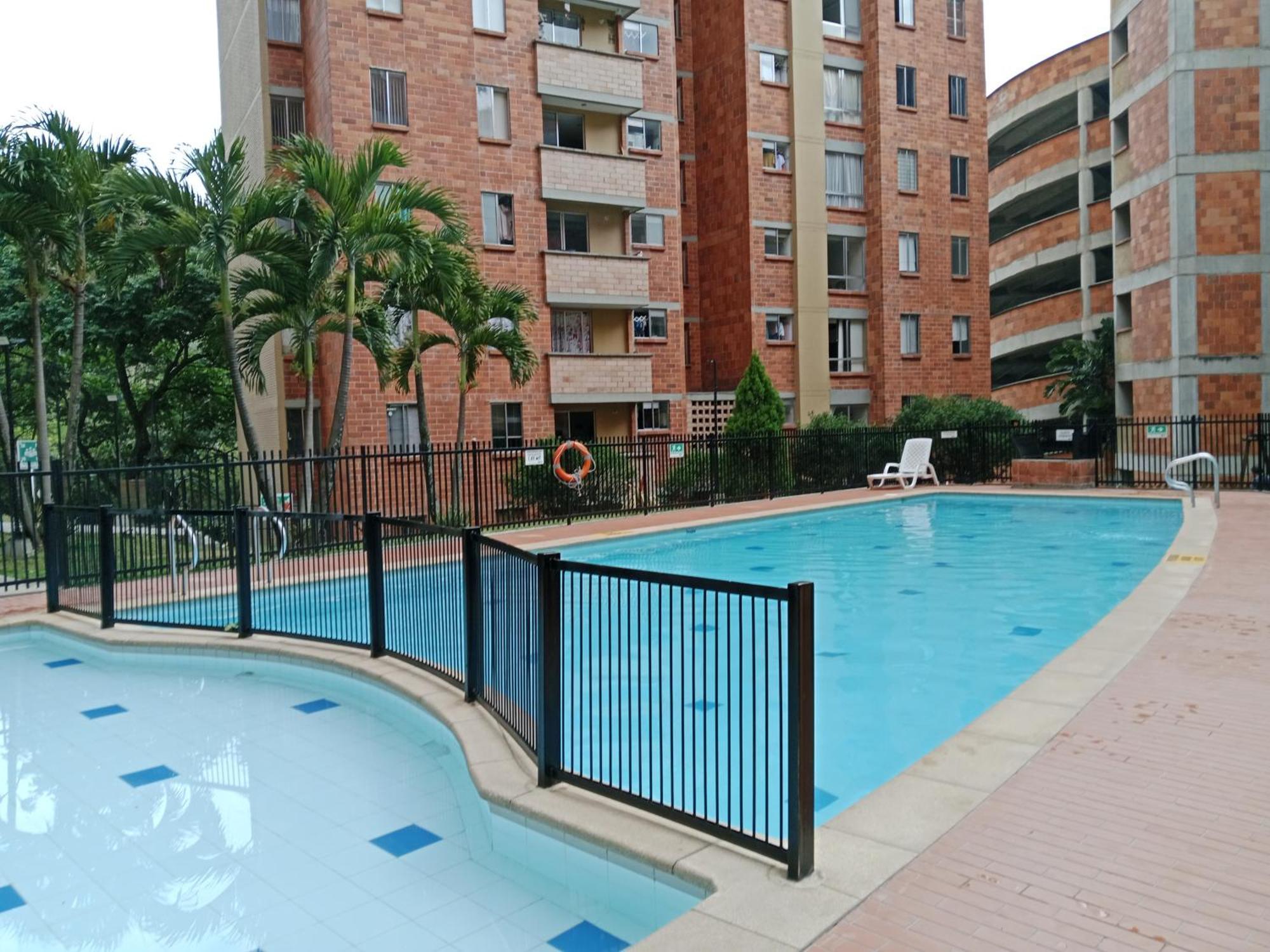 Urbanizacion Jardines Del Rodeo Homestay