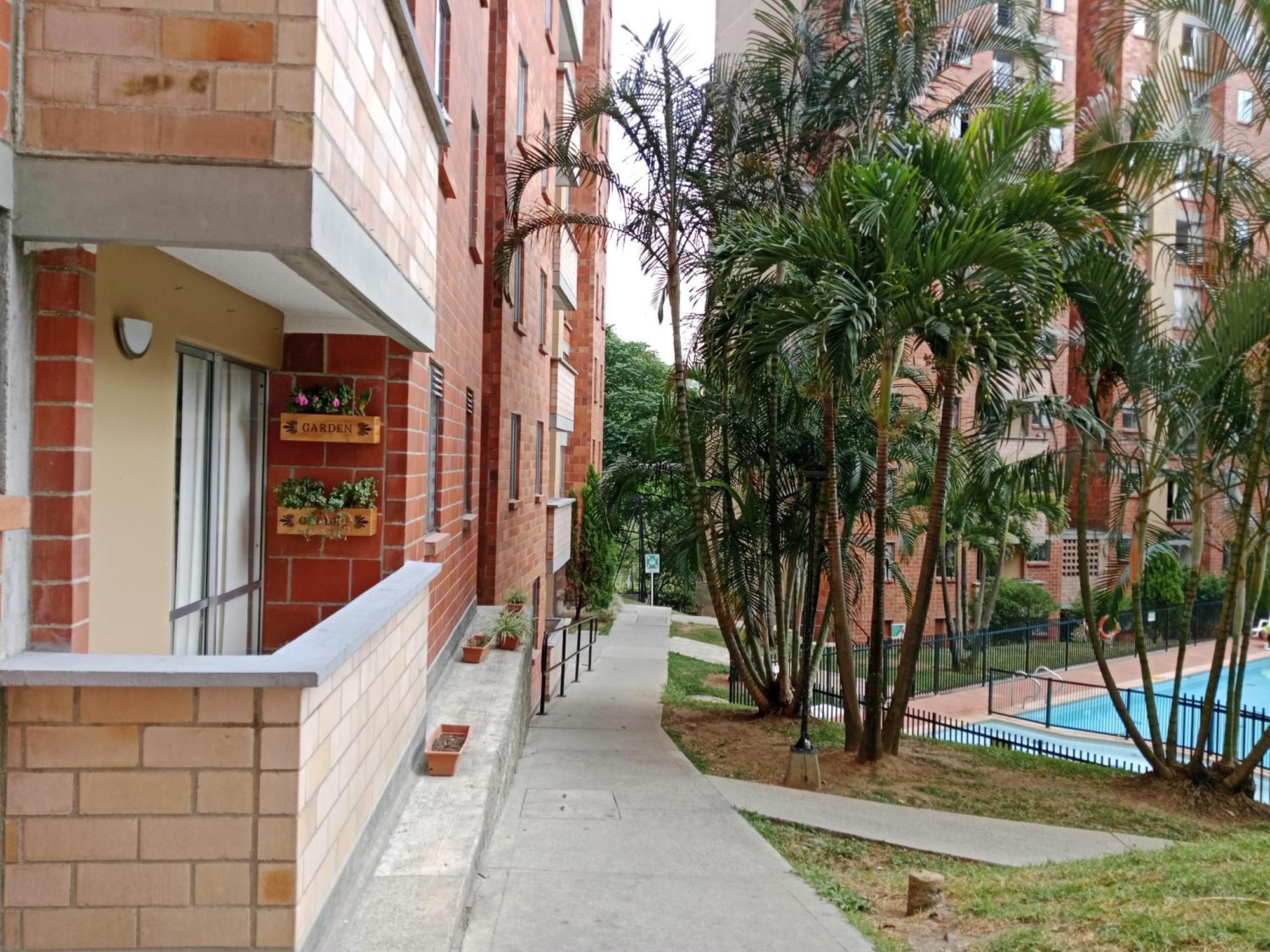 Urbanizacion Jardines Del Rodeo Homestay *