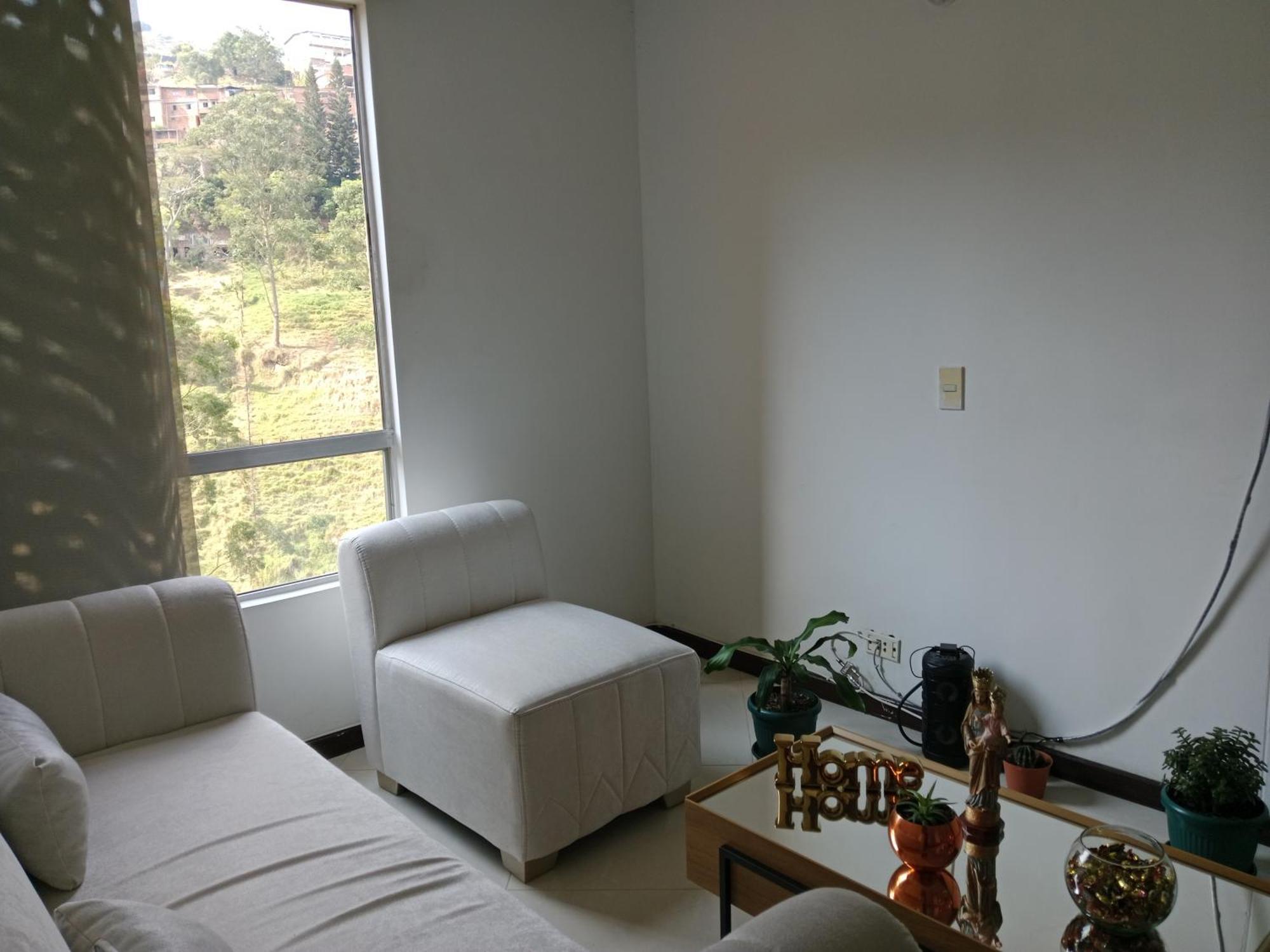 Urbanizacion Jardines Del Rodeo *