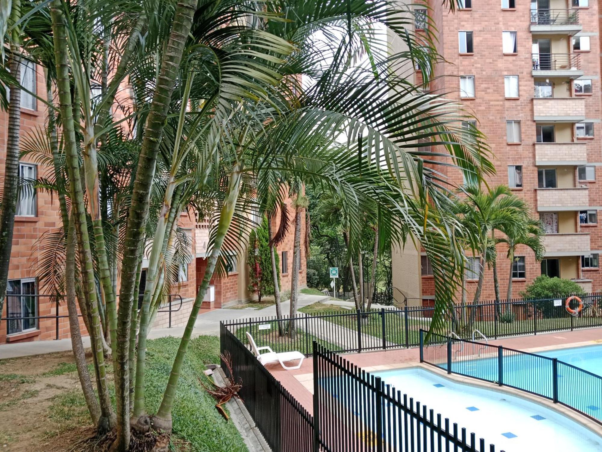 Urbanizacion Jardines Del Rodeo * Medellin