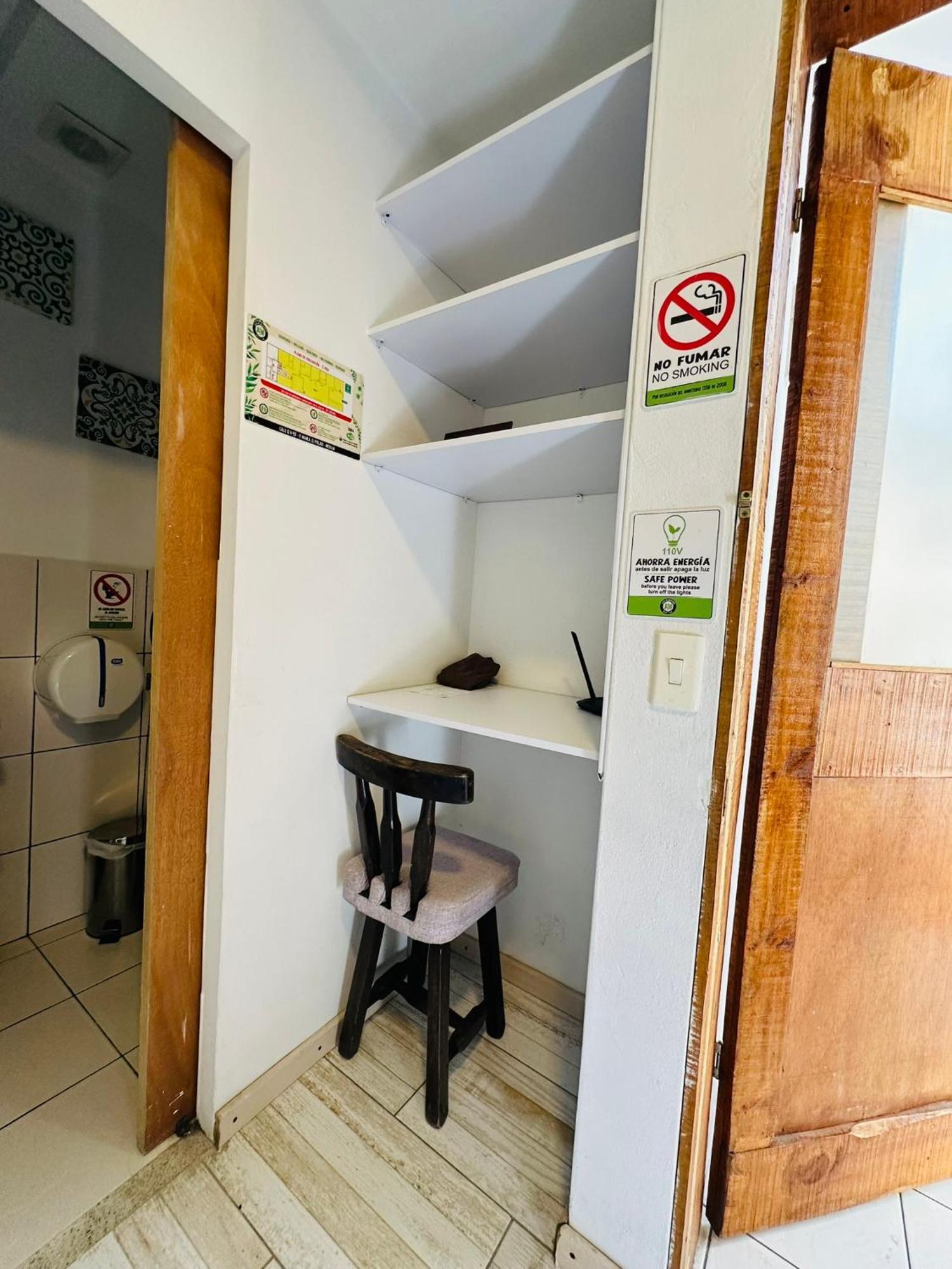 Hostal Adn Algo De Nosotros Medellín