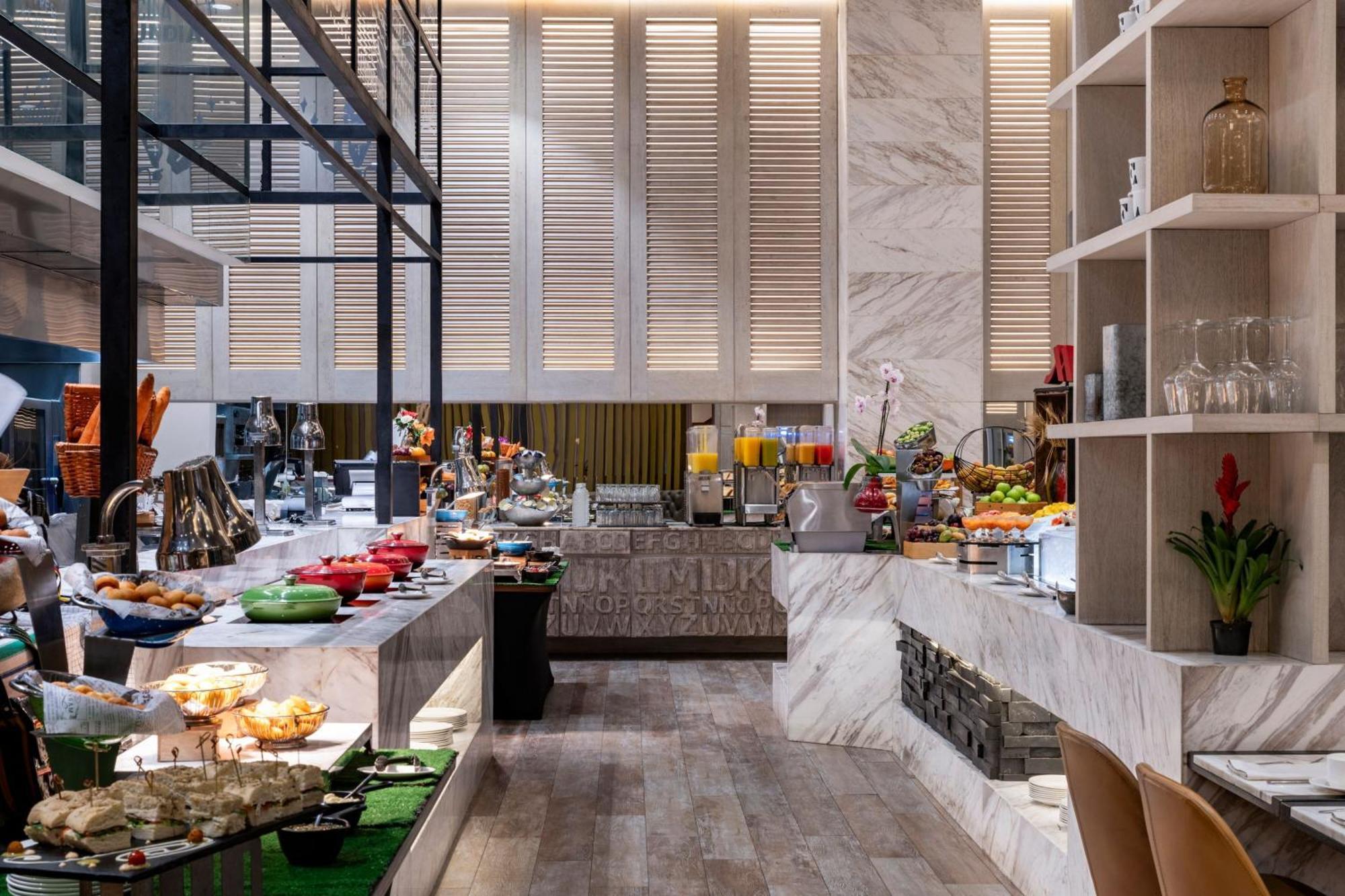 Hotel Marriott 5*