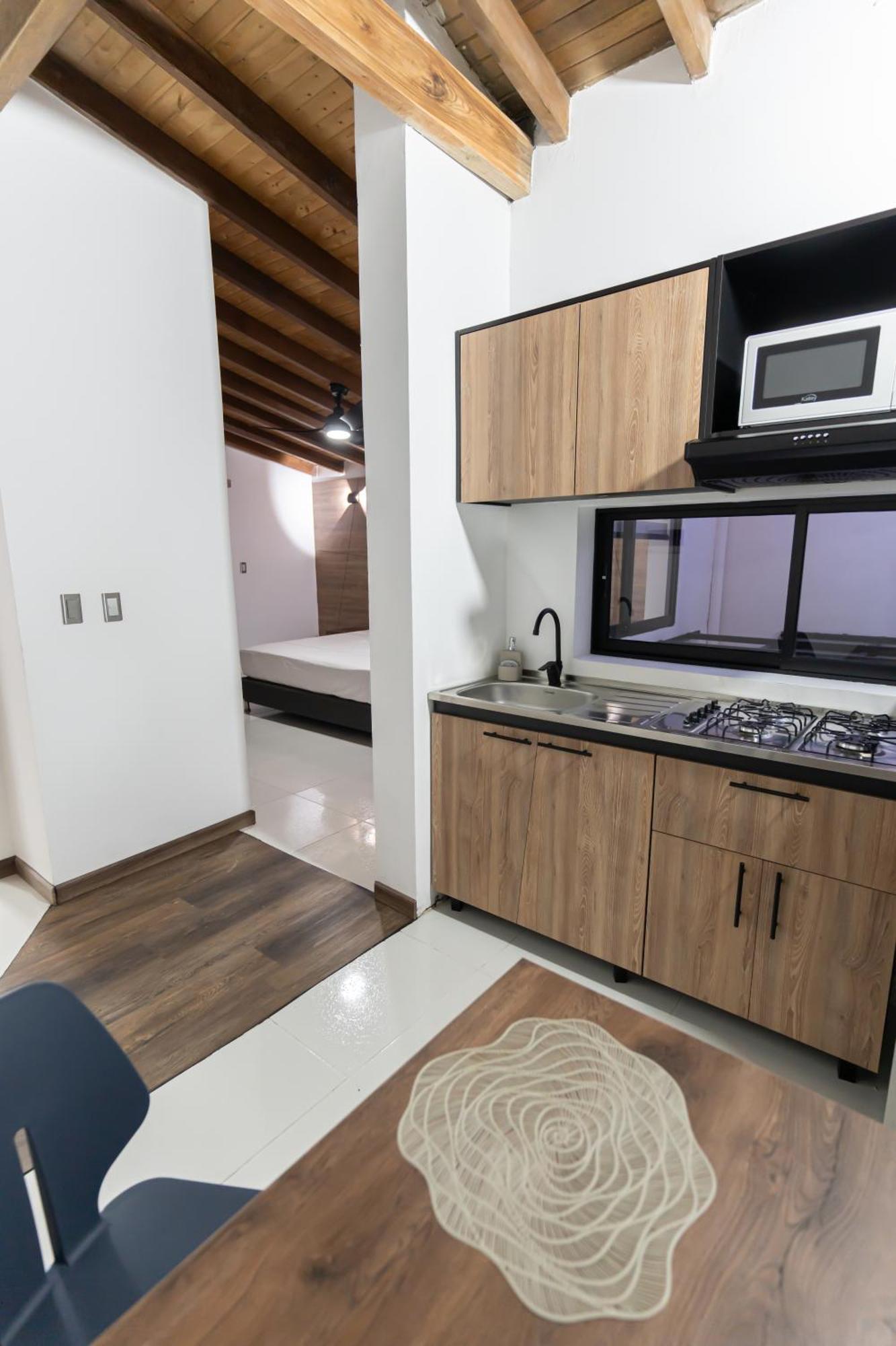 Parceros House Apartahotel