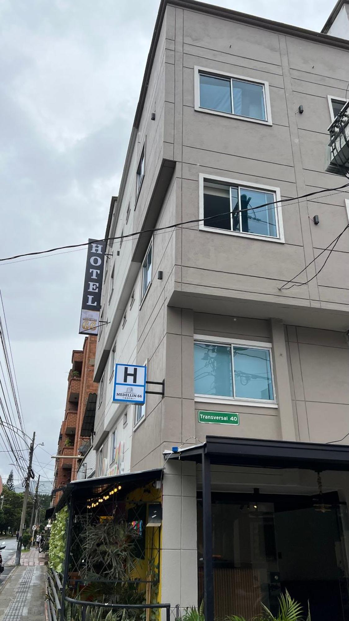 66 3* Medellín
