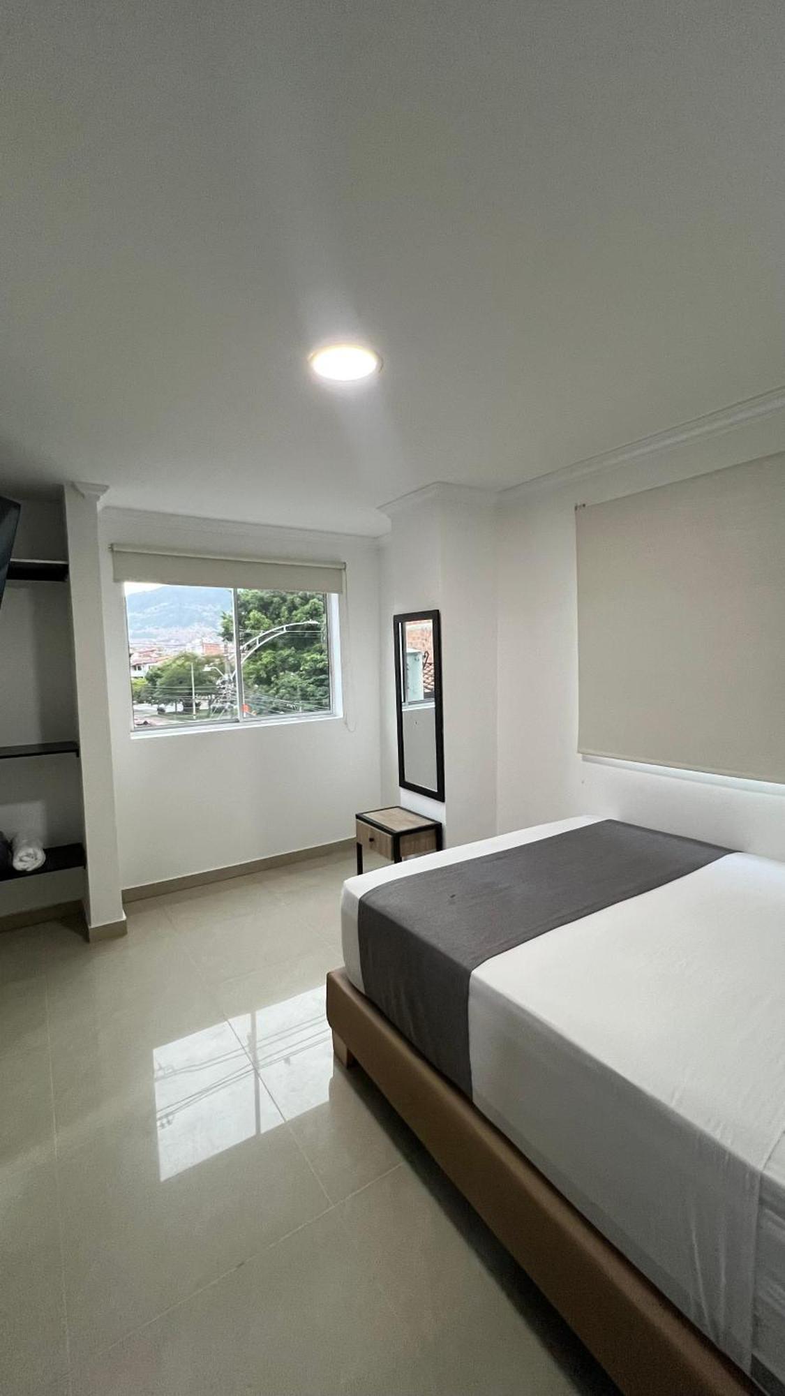 66 Hotel 3*