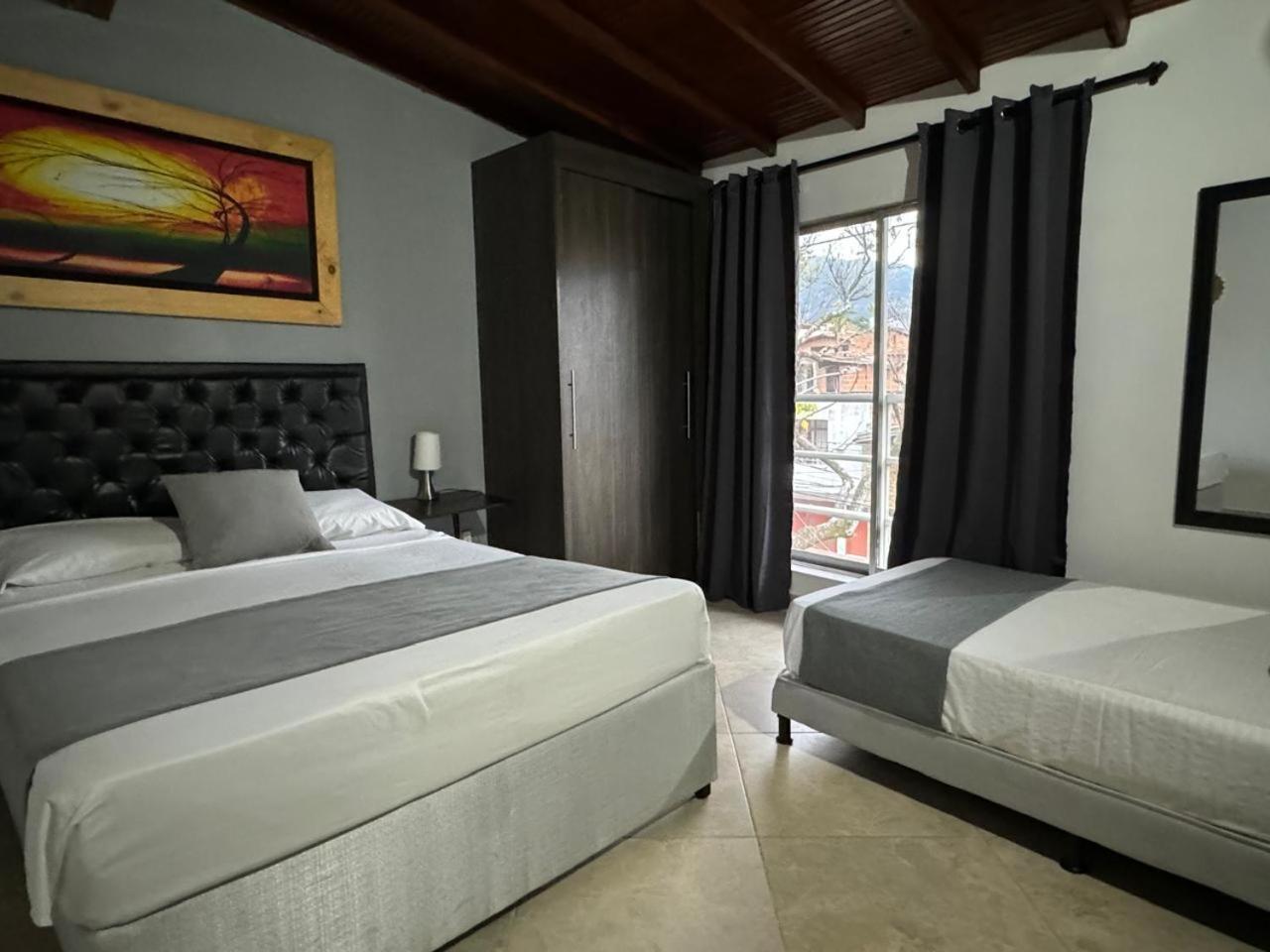 Hotel Gemas San Joaquin 1