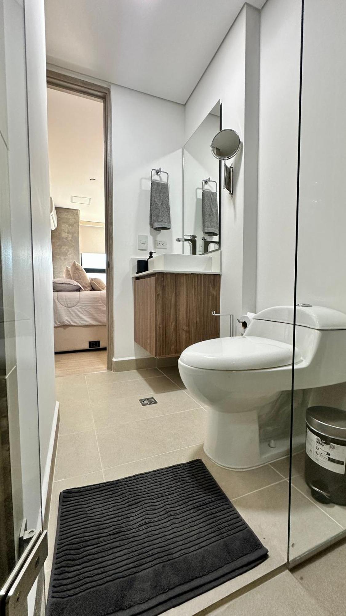 Prime Location In Laureles With Ac & View Apartment Medellin