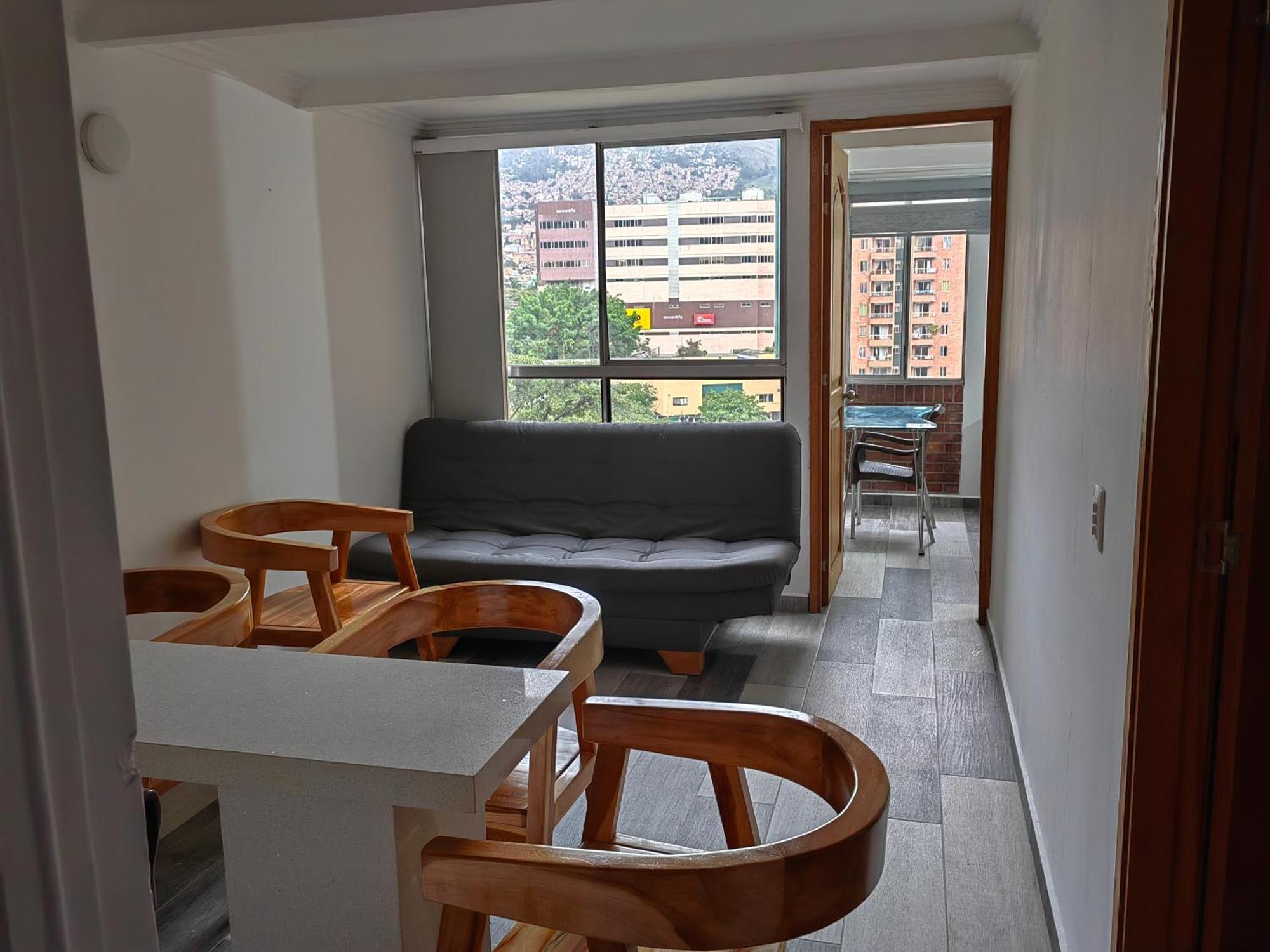 Cerca A La Estacion Hospital Apartamento