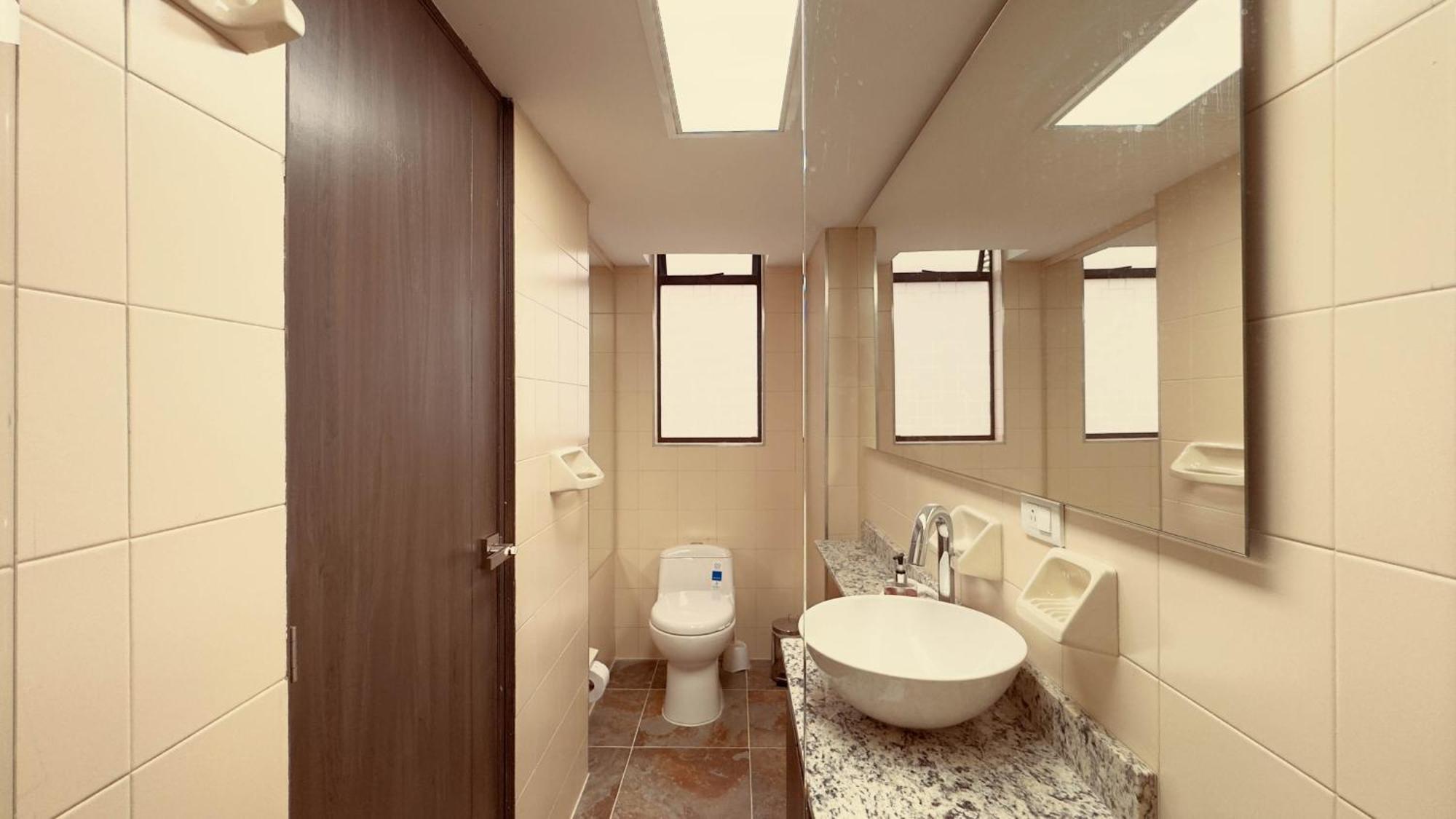 Apartamento 5 Hab, Espacioso, Piscina, Al Lado Del Tesoro!