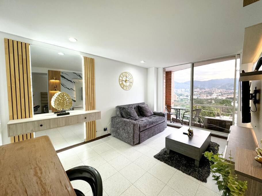 Exclusivo En Poblado Con Ac A 1 Min Provenza Medellín