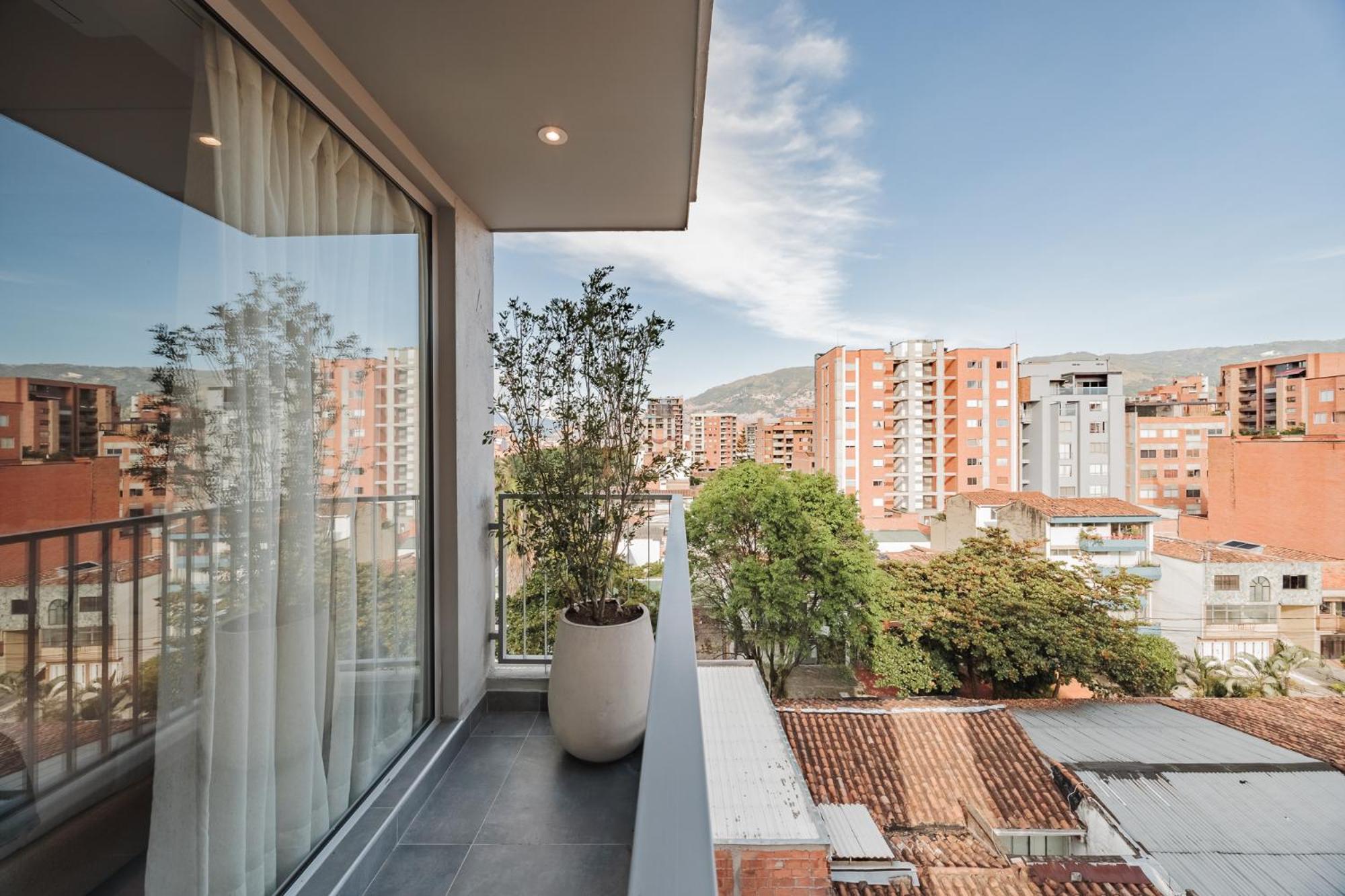 Quadrato * Medellin