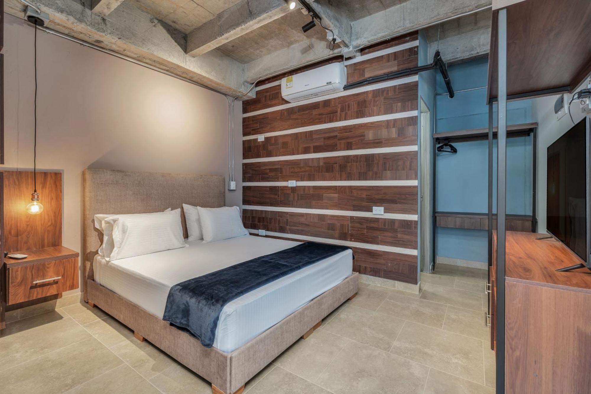 Apartamento The H Hub By Housy Host Medellín