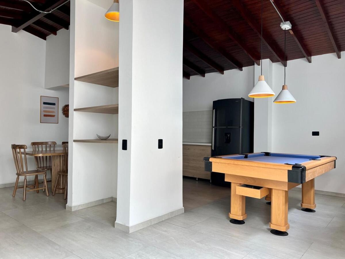 Nowa Bora Bora - Huge Jacuzzi, Rooftop & Ac In Provenza Apartment Medellin