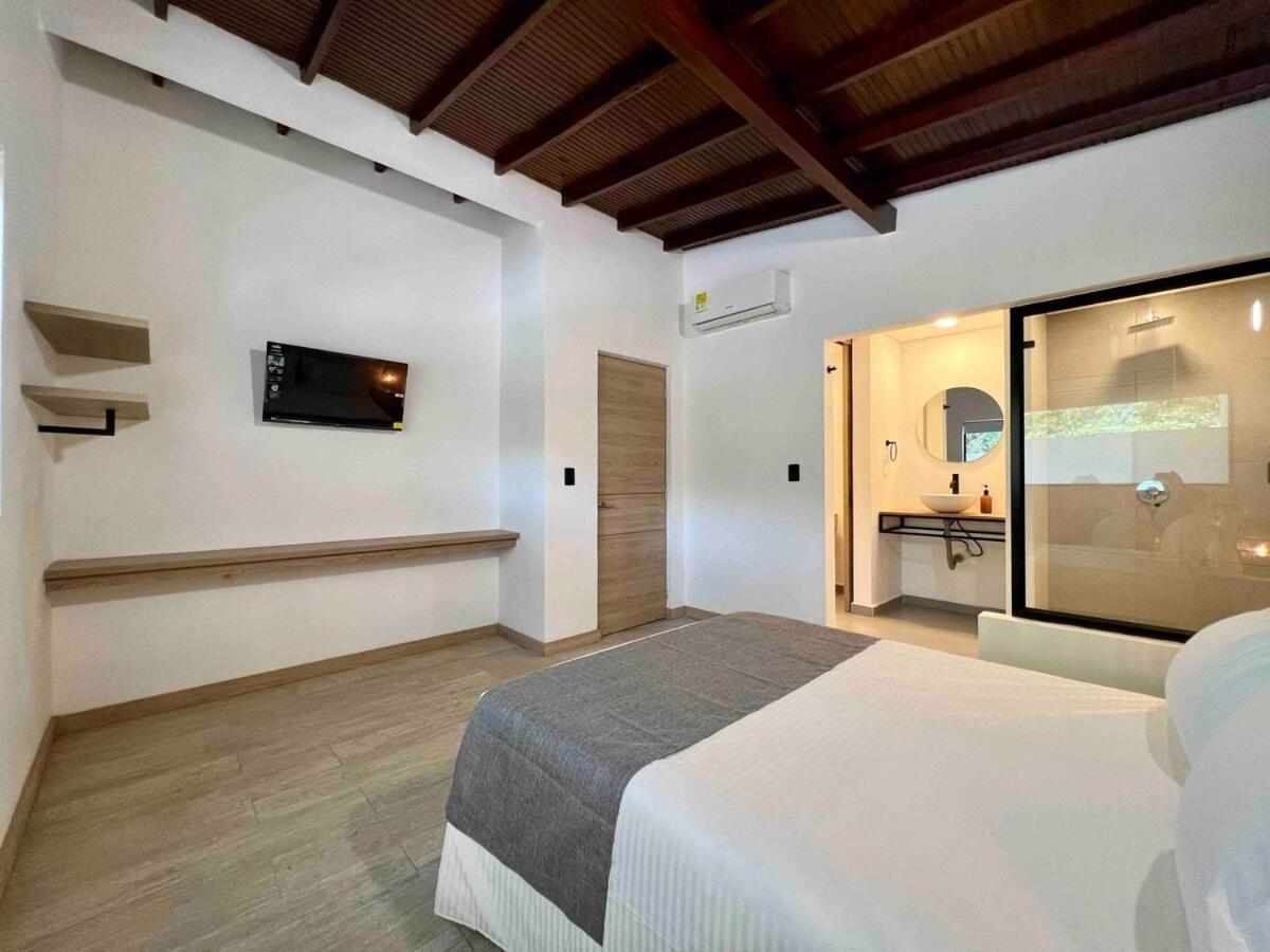 Nowa Bora Bora - Huge Jacuzzi, Rooftop & Ac In Provenza * Medellin