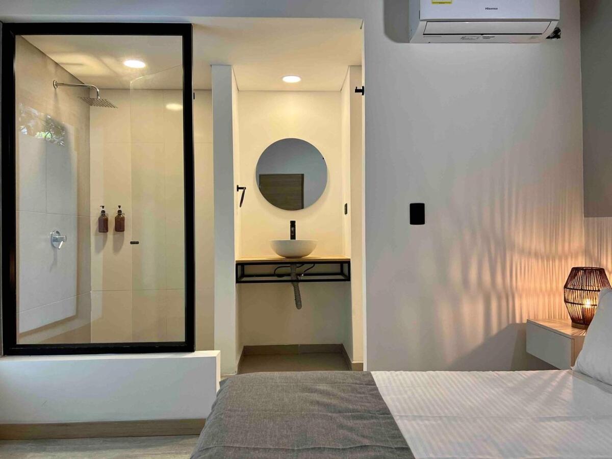 Nowa Bora Bora - Huge Jacuzzi, Rooftop & Ac In Provenza Medellin