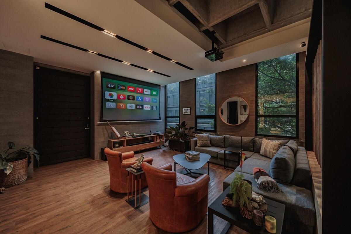 Designer Loft, Unique Location, Provenza, Lleras Medellín
