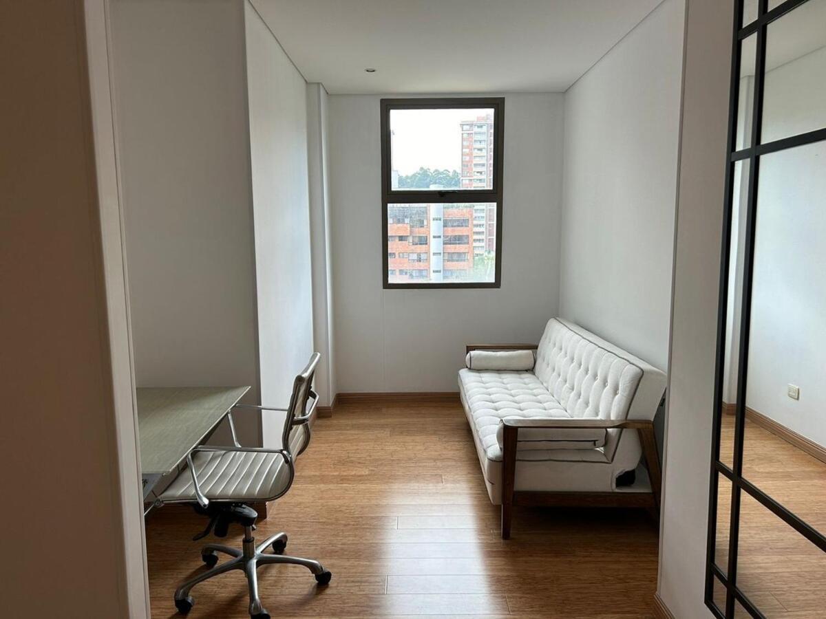 Apartamento Amazing 3 Bedroom Near Provenza- El Poblado 701 Medellín