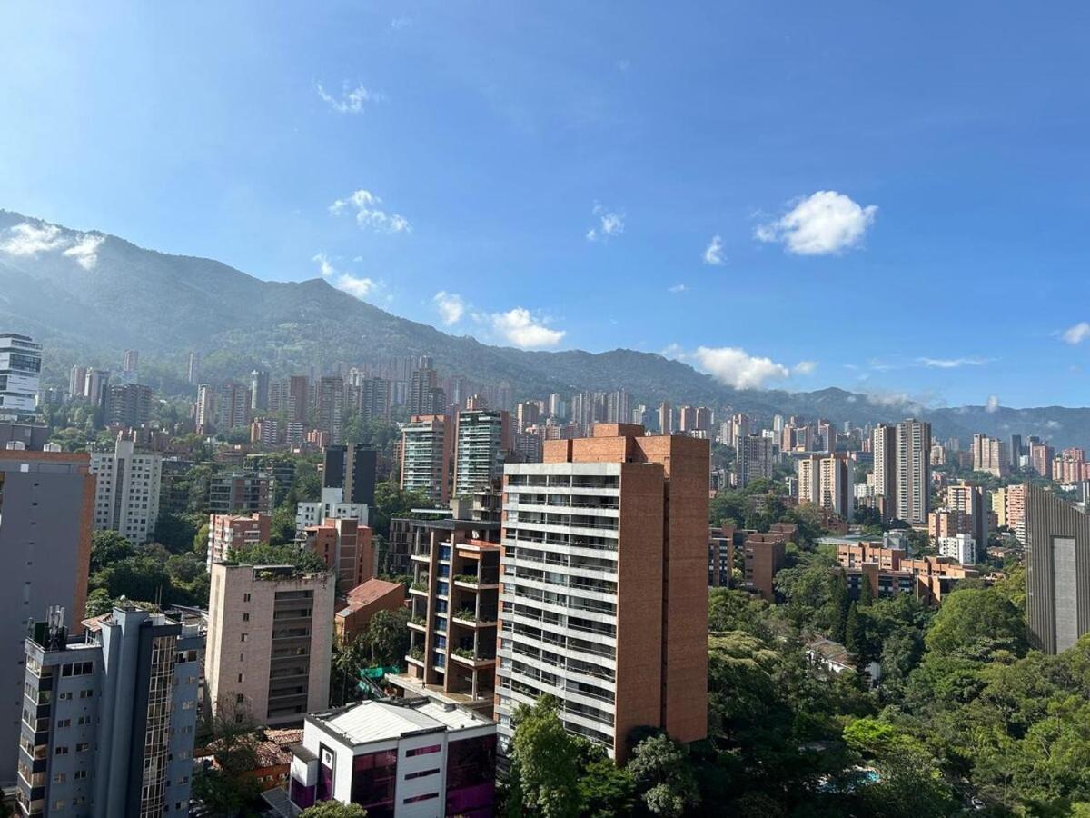 Amazing 3 Bedroom Near Provenza- El Poblado 701 Medellín