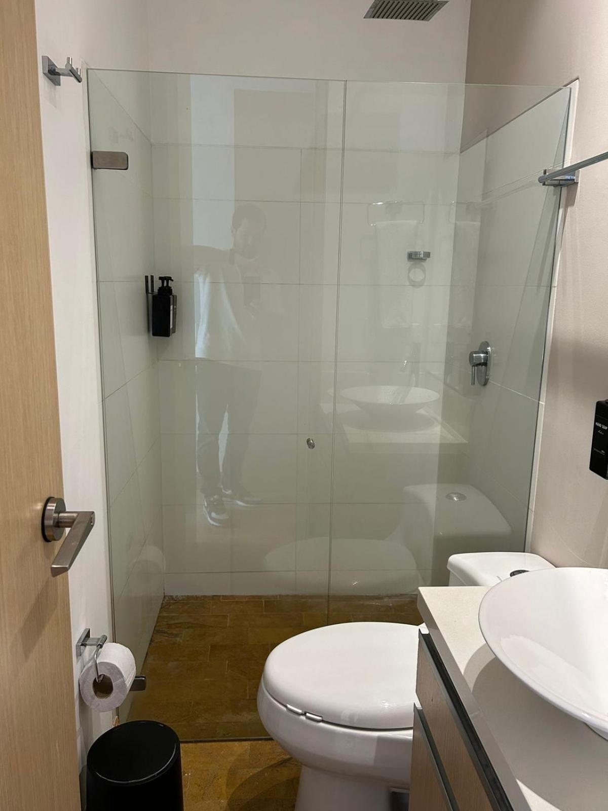 Amazing 3 Bedroom Near Provenza- El Poblado 701