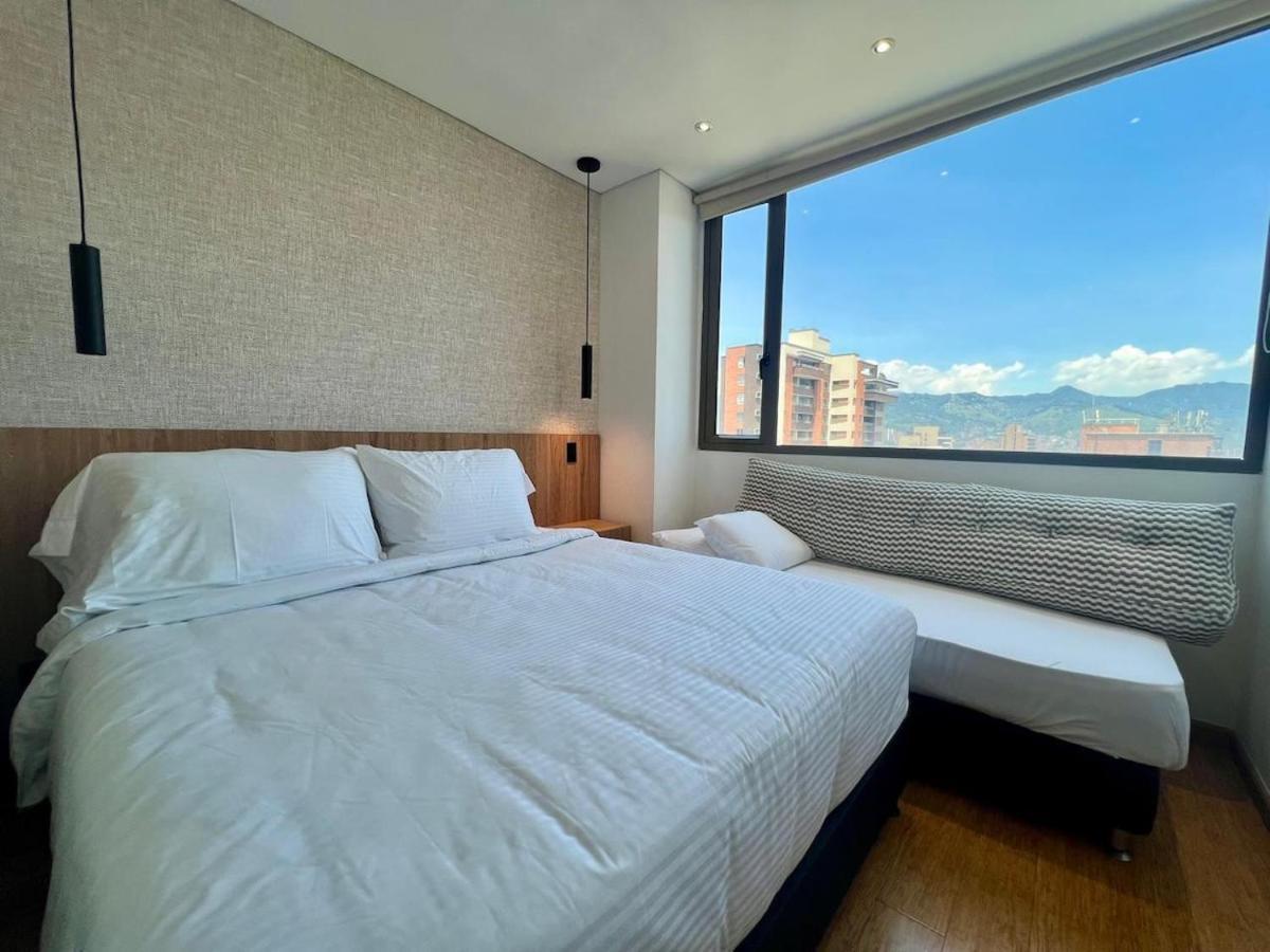 Great View 3 Bedroom Near Provenza 1101 *