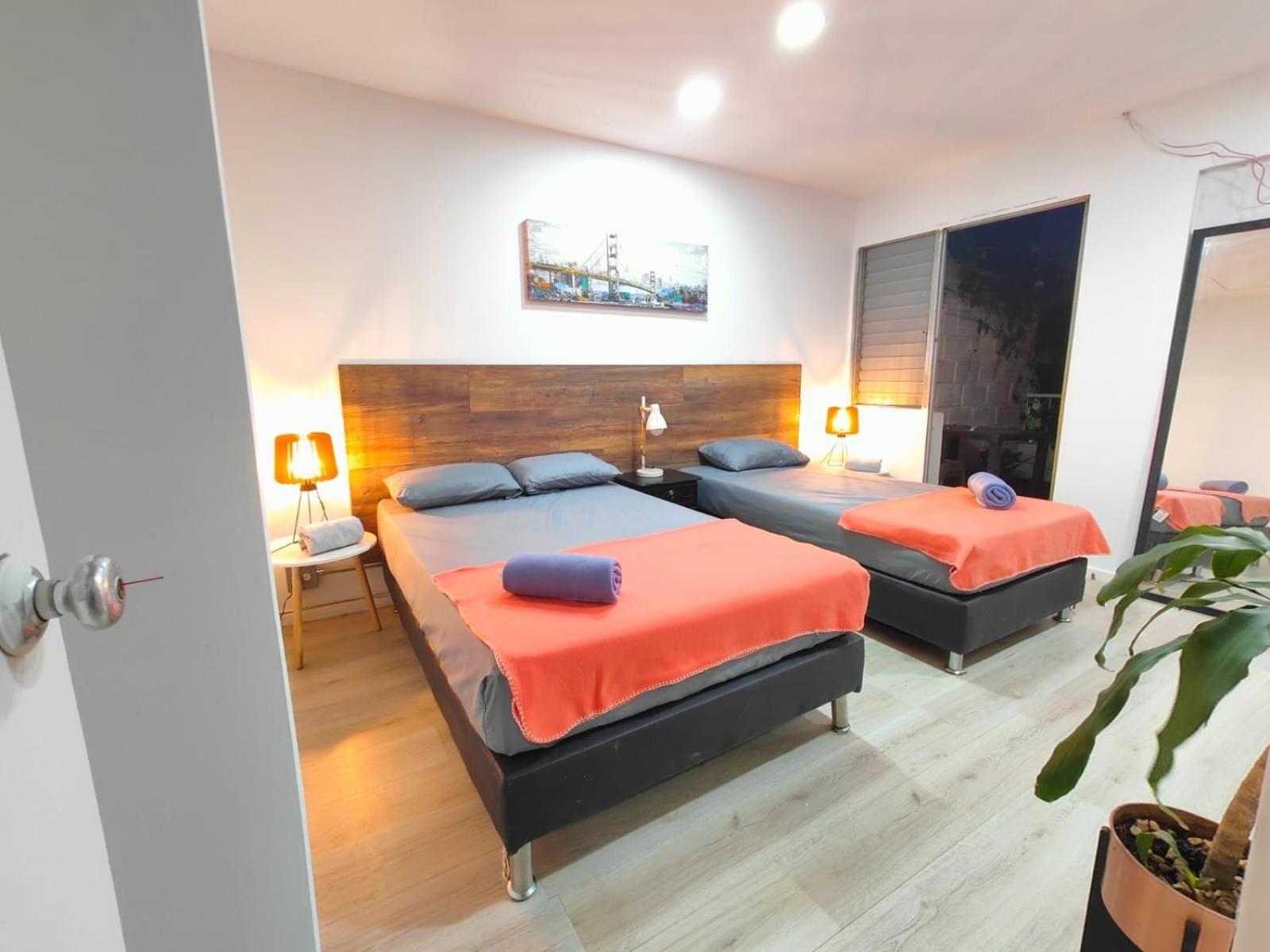 Hotel 1243 Living