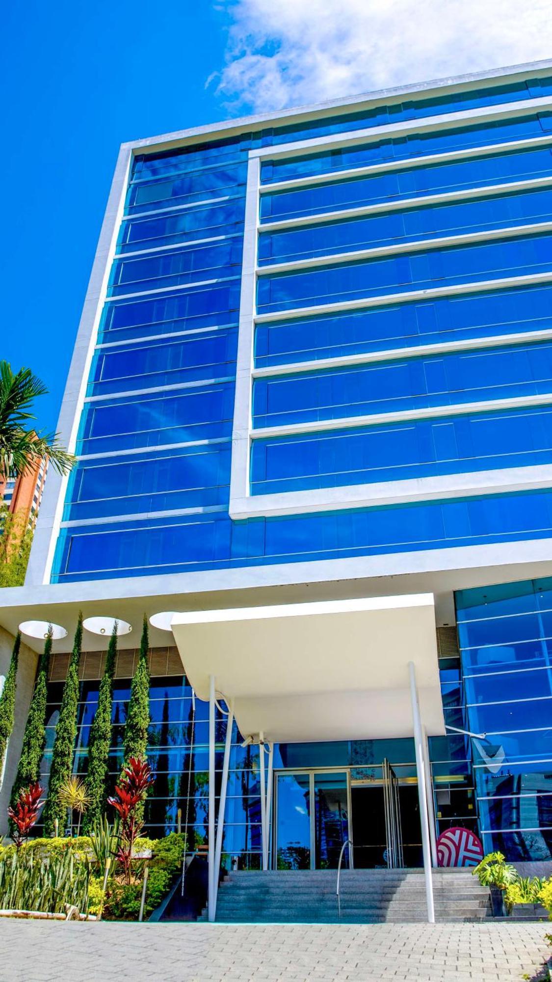 Hotel Nh Collection Royal 5*