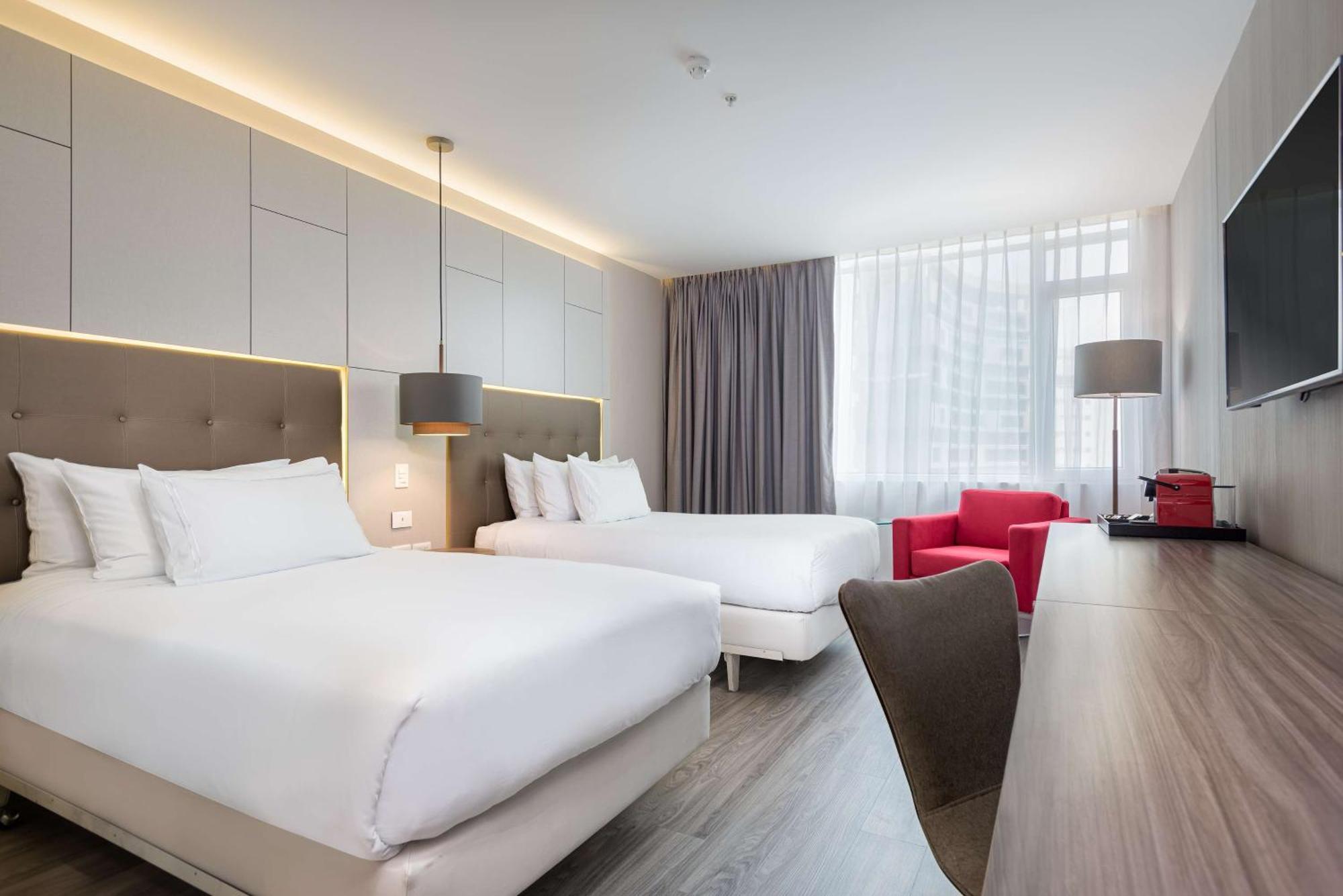 Hotel Nh Collection Royal