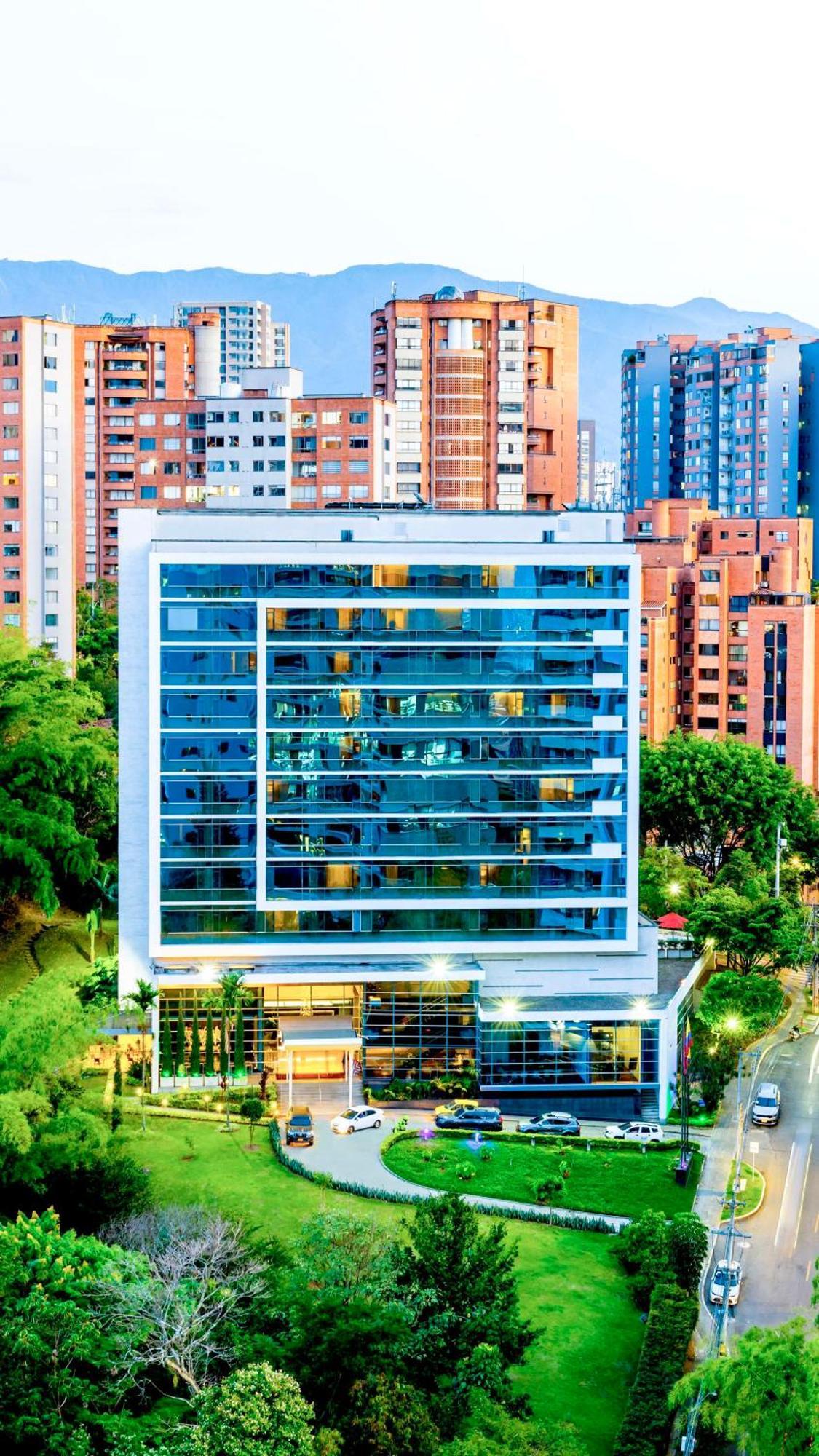 Nh Collection Royal Medellín
