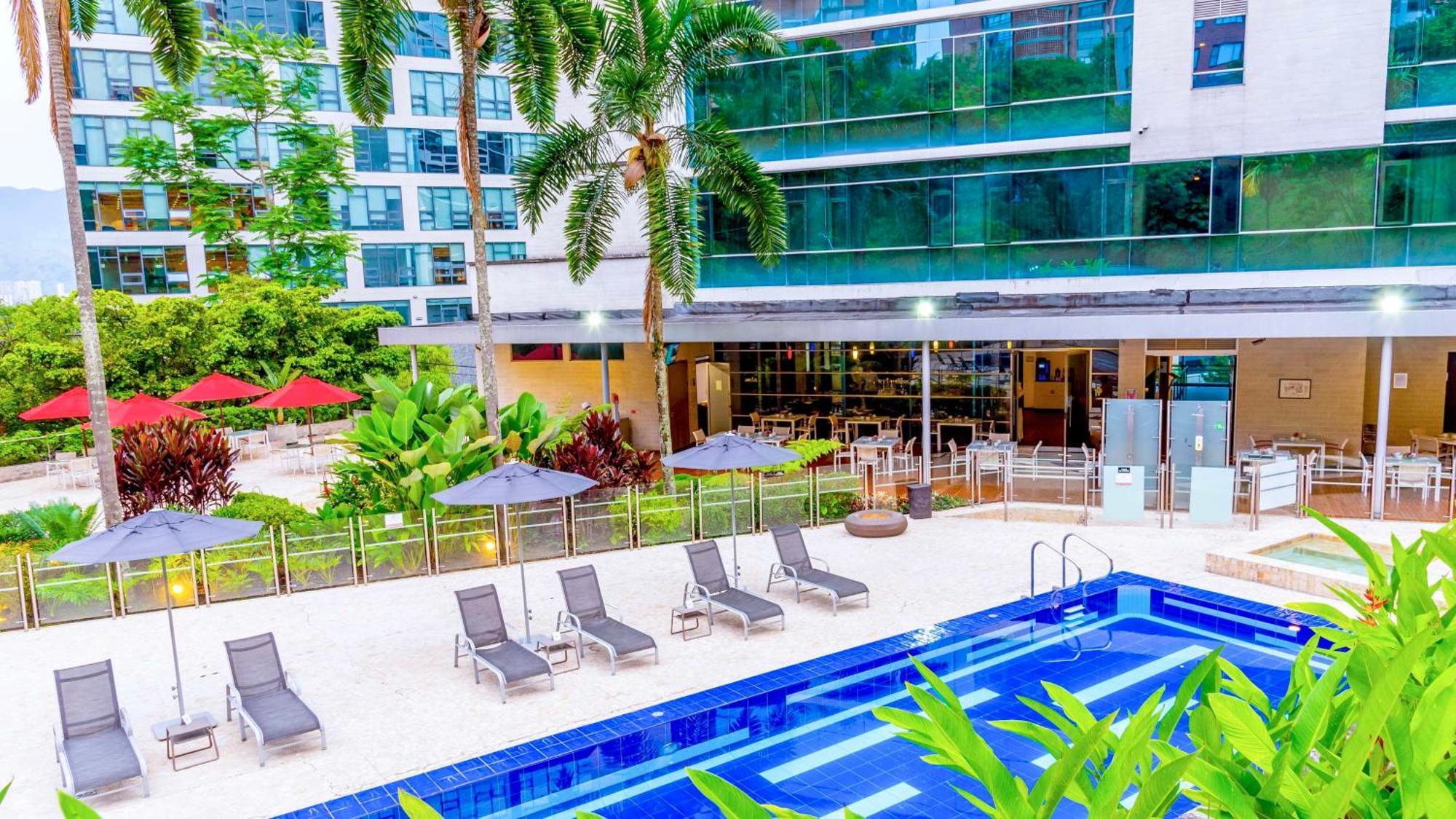 Nh Collection Royal 5* Medellín