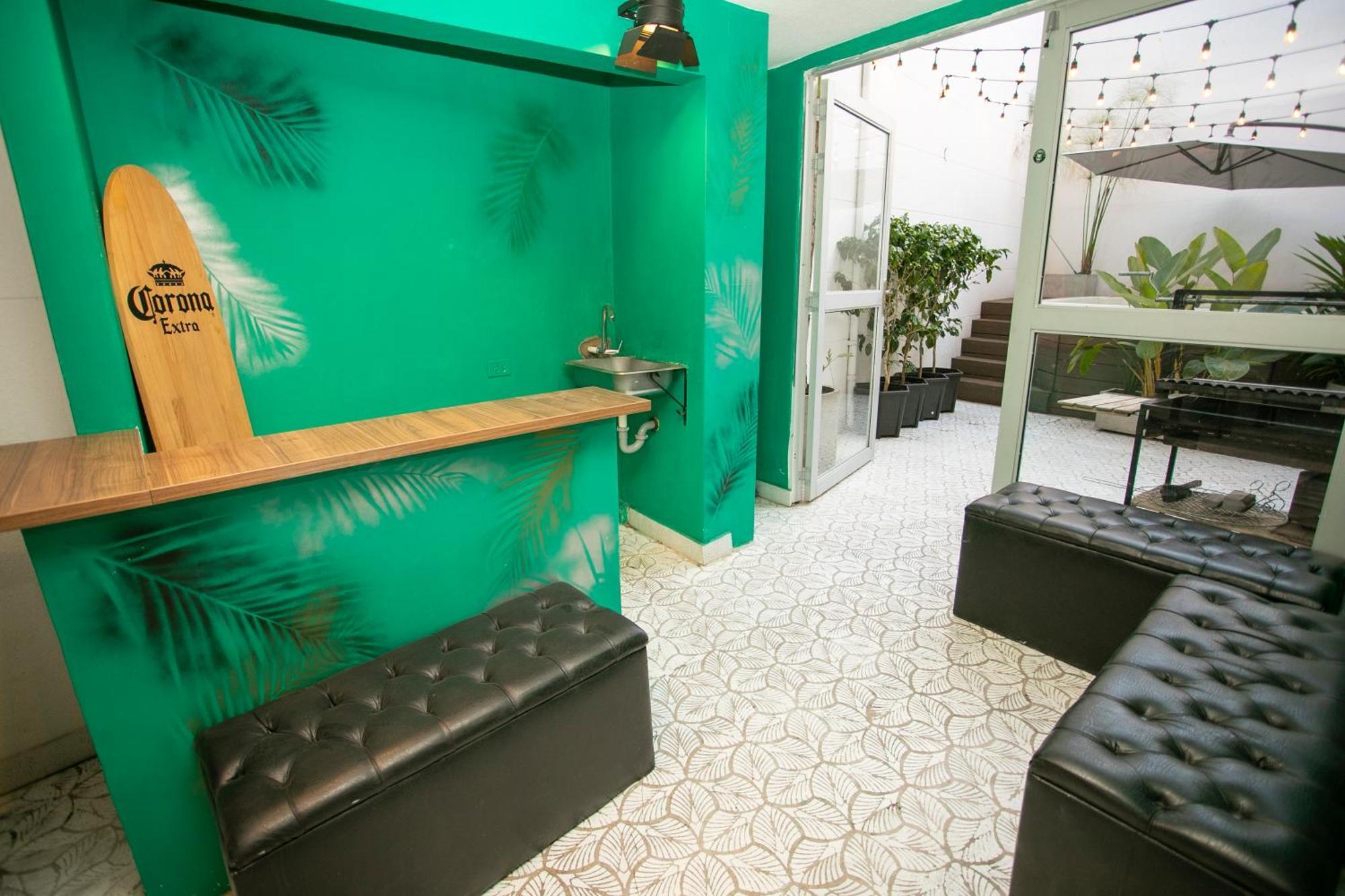 Lorel Spring Luxury Cozy And Relaxing 5br-ac-wifi-jacuzzi-ac-laundry Сasa de vacaciones Medellín